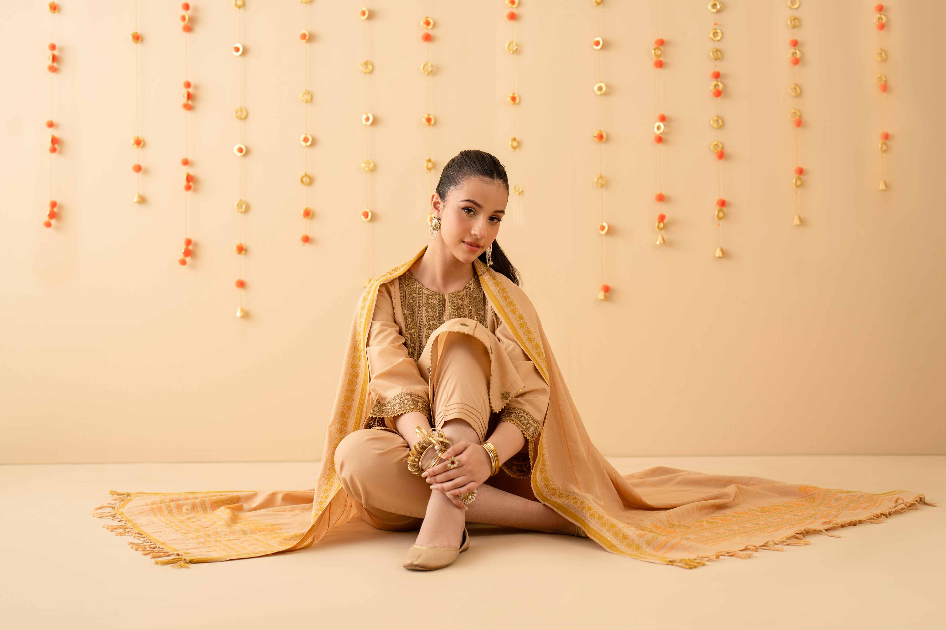 3 Piece - Embroidered Suit - PE25-184