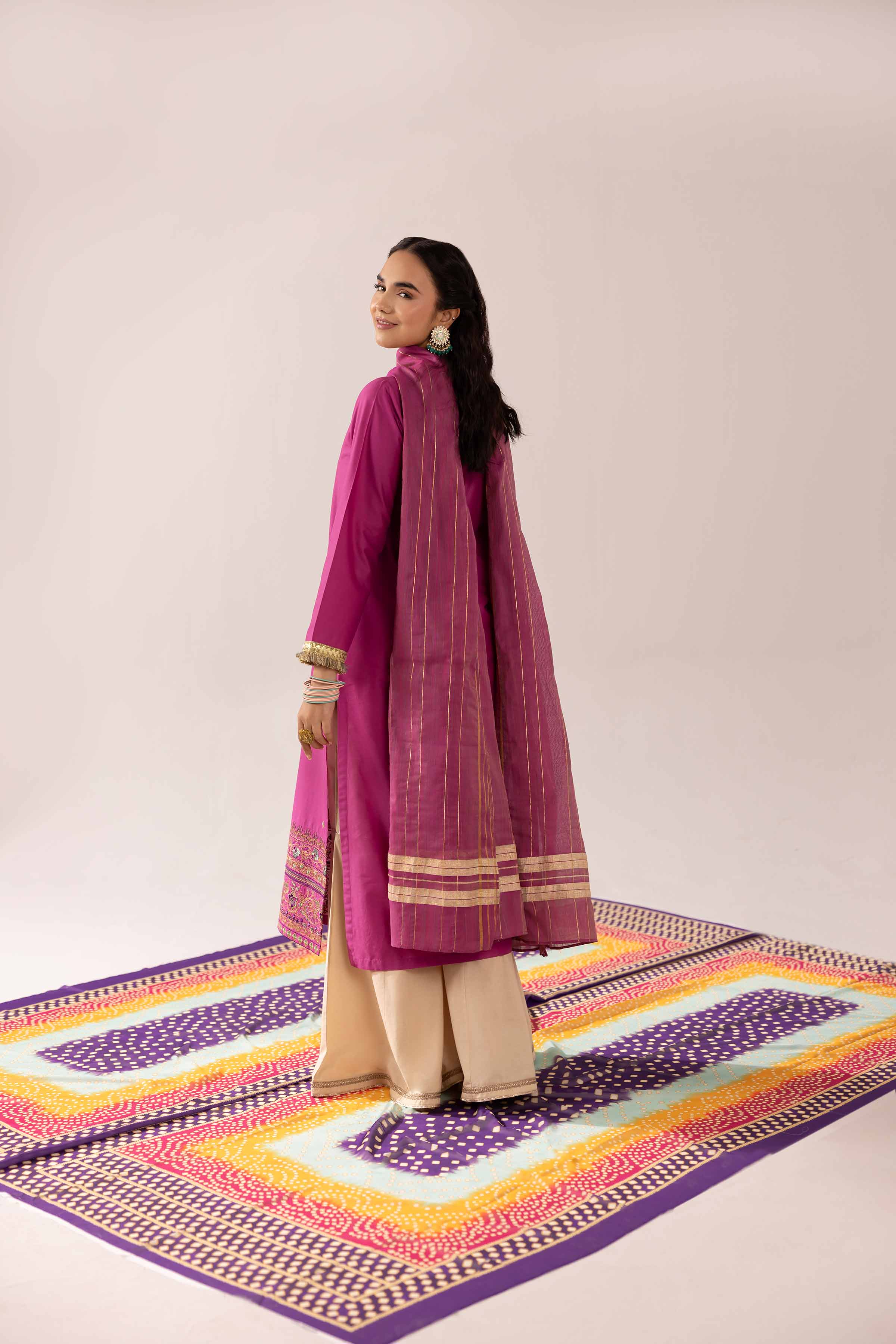 2 Piece - Embroidered Suit - PE25-253
