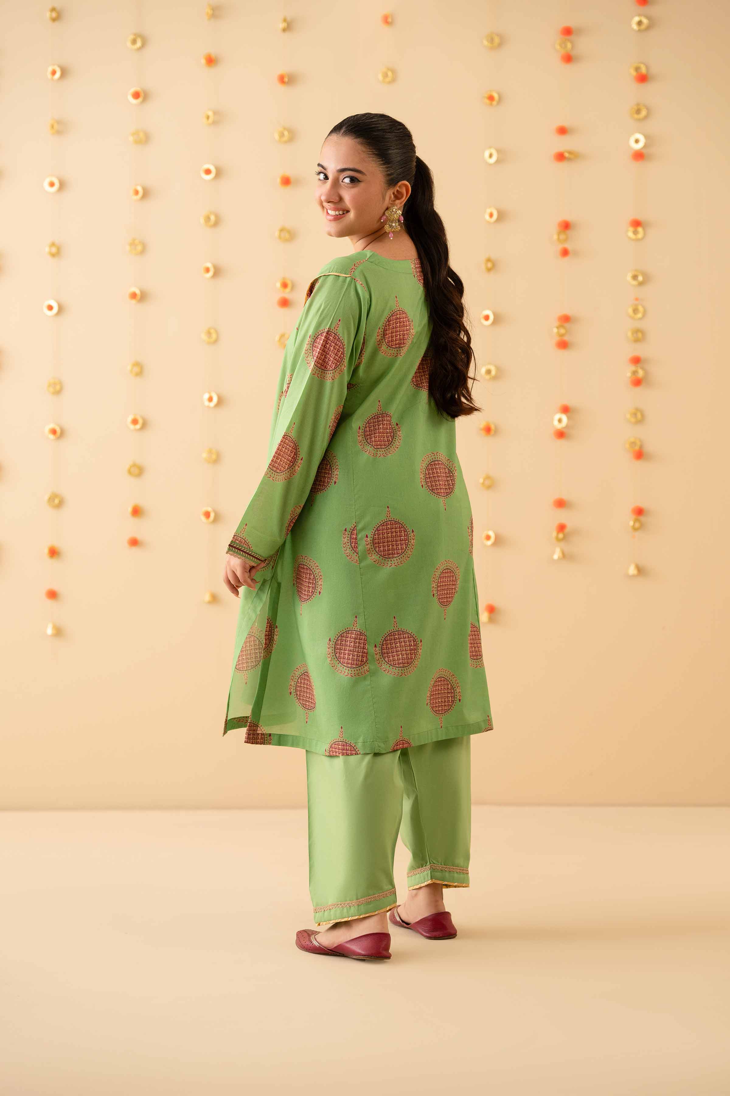 2 Piece - Printed Suit - PE25-290 for Women - Pret Collection | Nishat | Shop Online