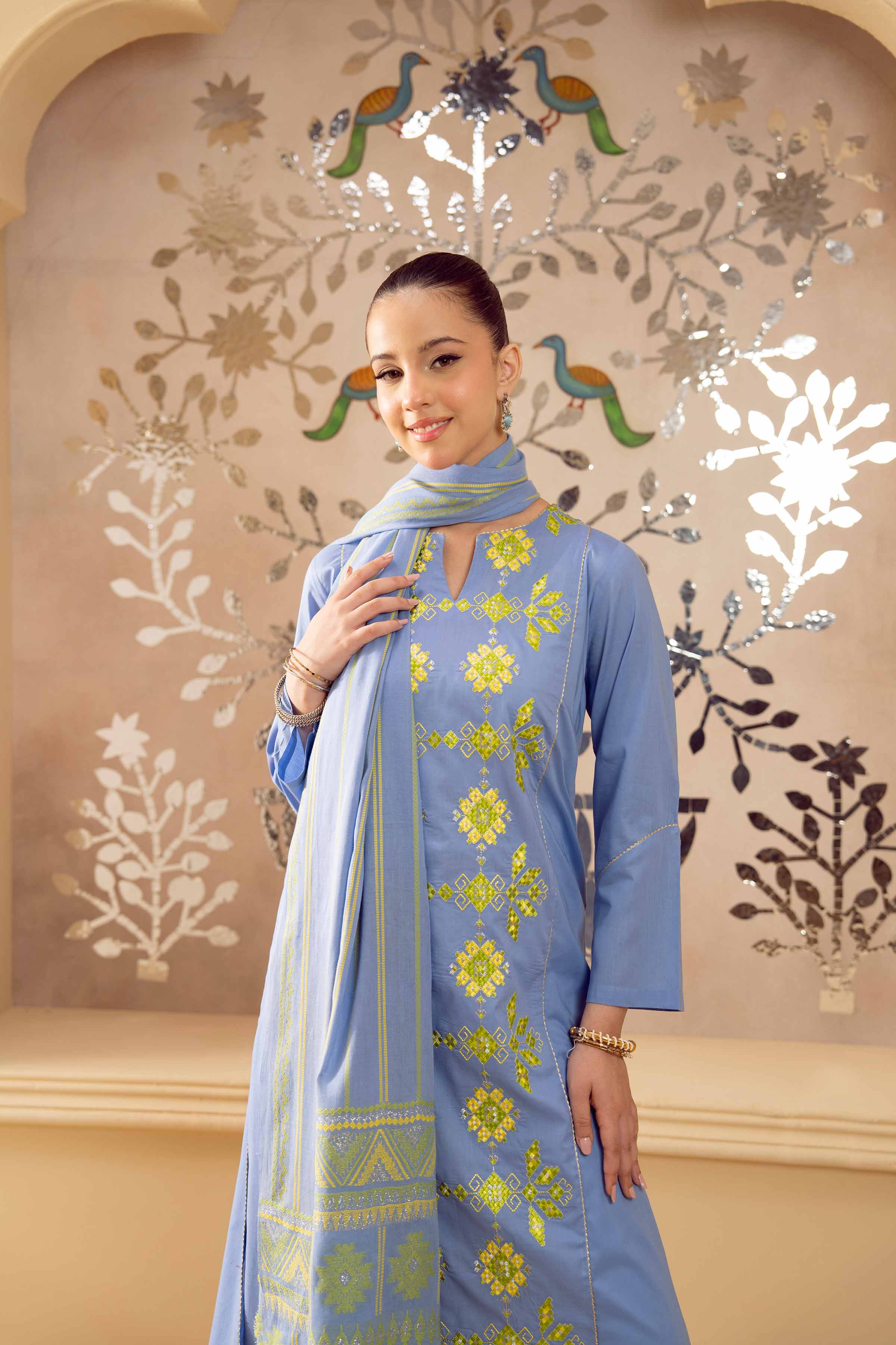 2 Piece - Embroidered Suit - PE25-292