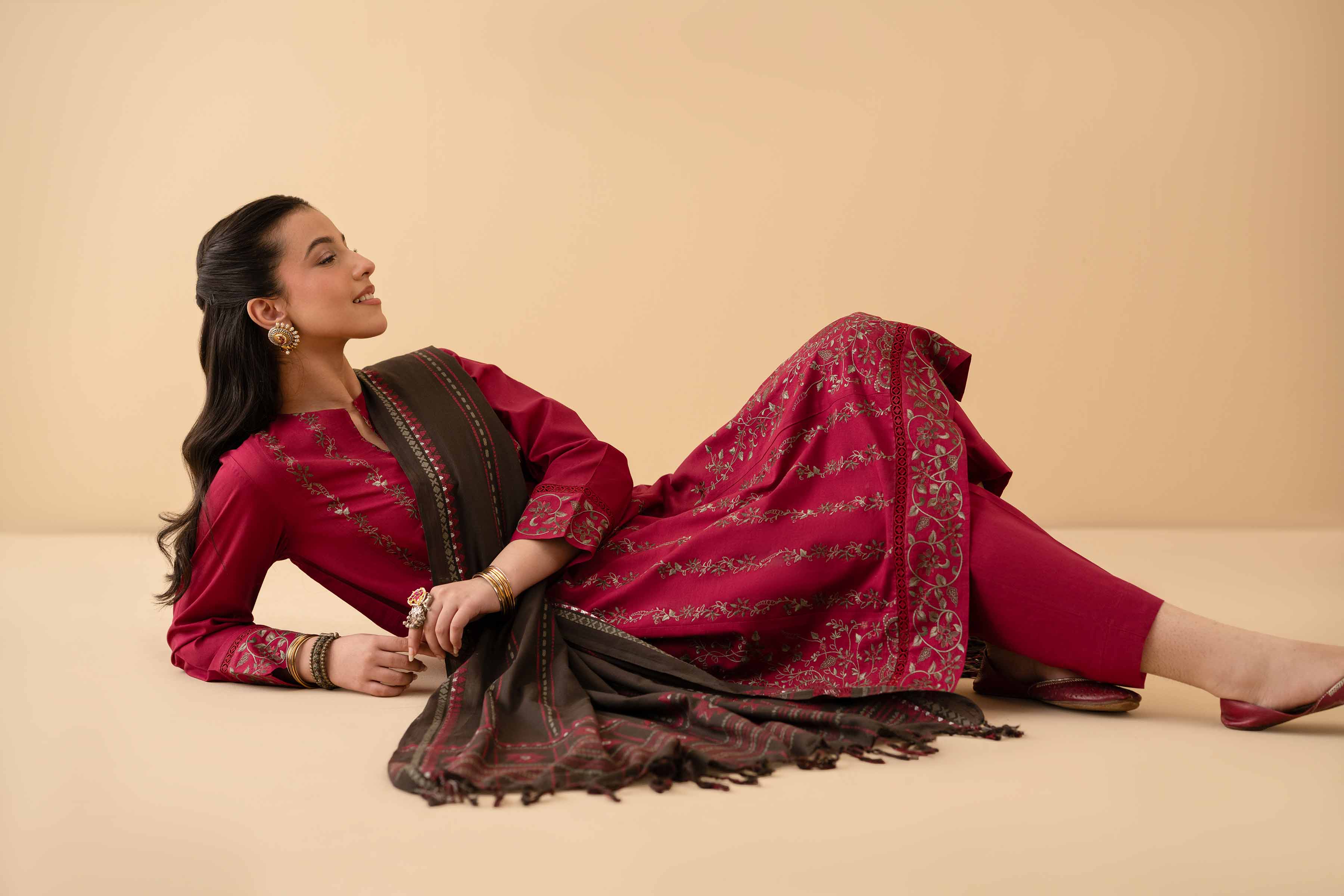 3 Piece - Embroidered Suit - PE25-368