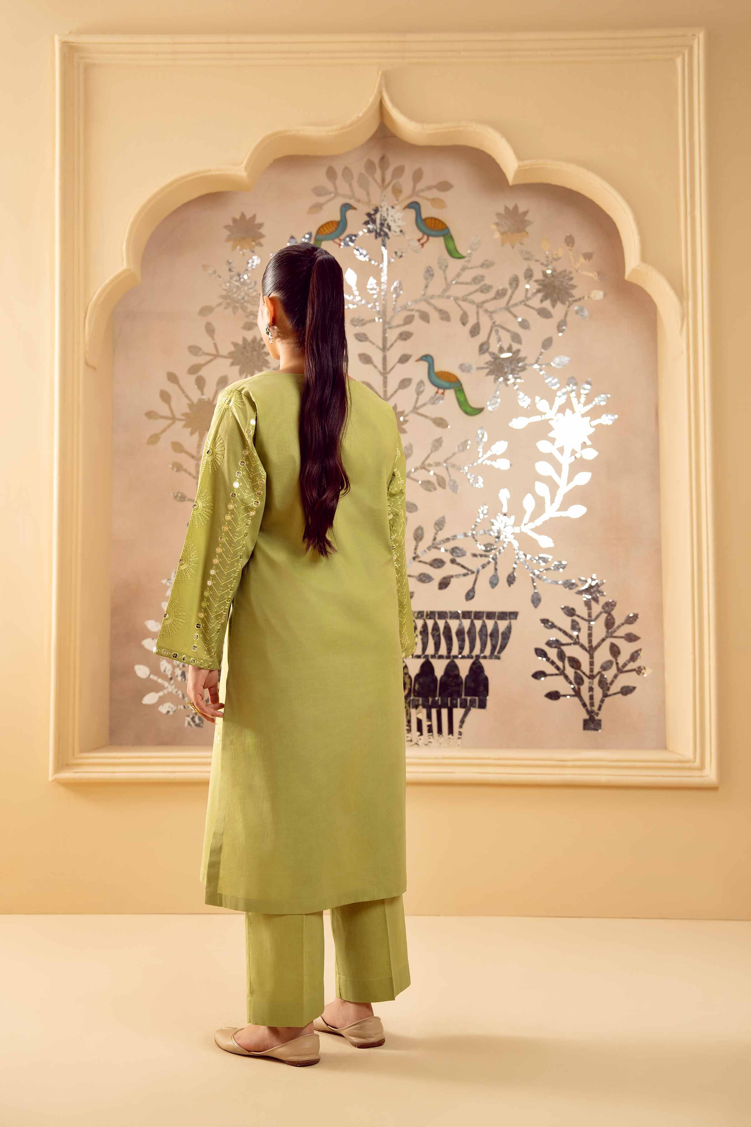 2 Piece - Embroidered Suit - PE25-430