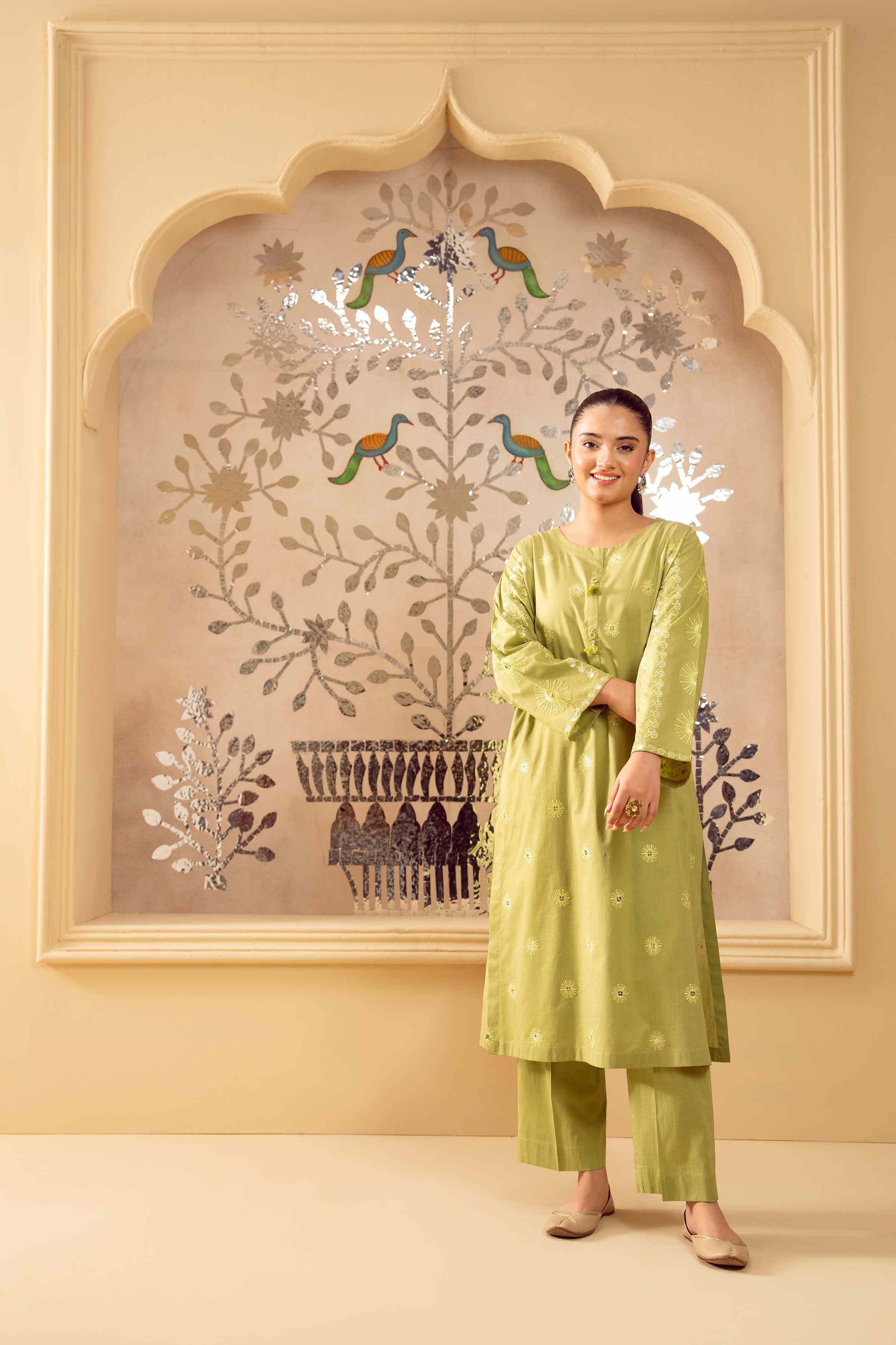 2 Piece - Embroidered Suit - PE25-430