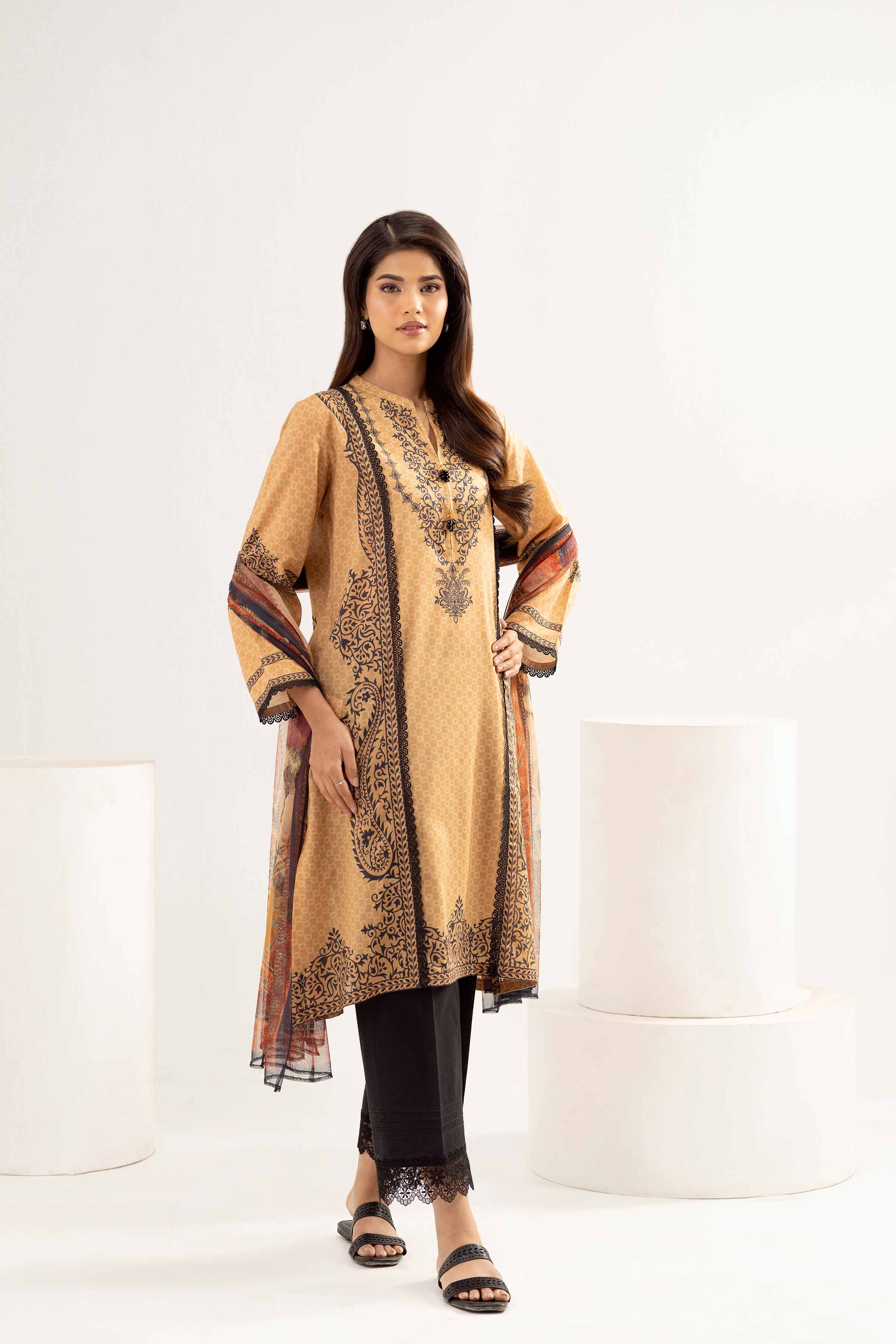 2 Piece - Embroidered Suit - PE25-458