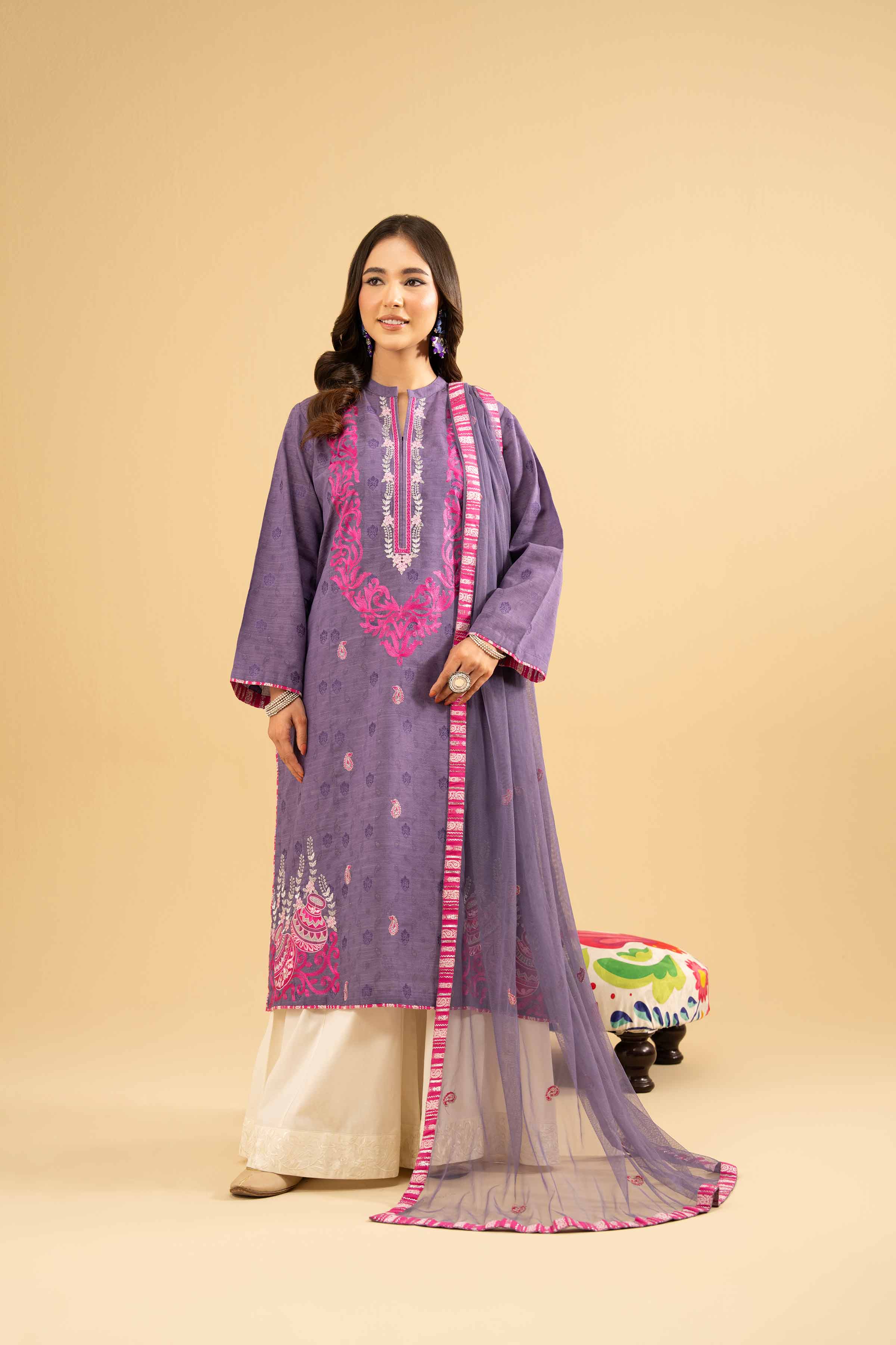 2 Piece - Embroidered Suit - PE25-471