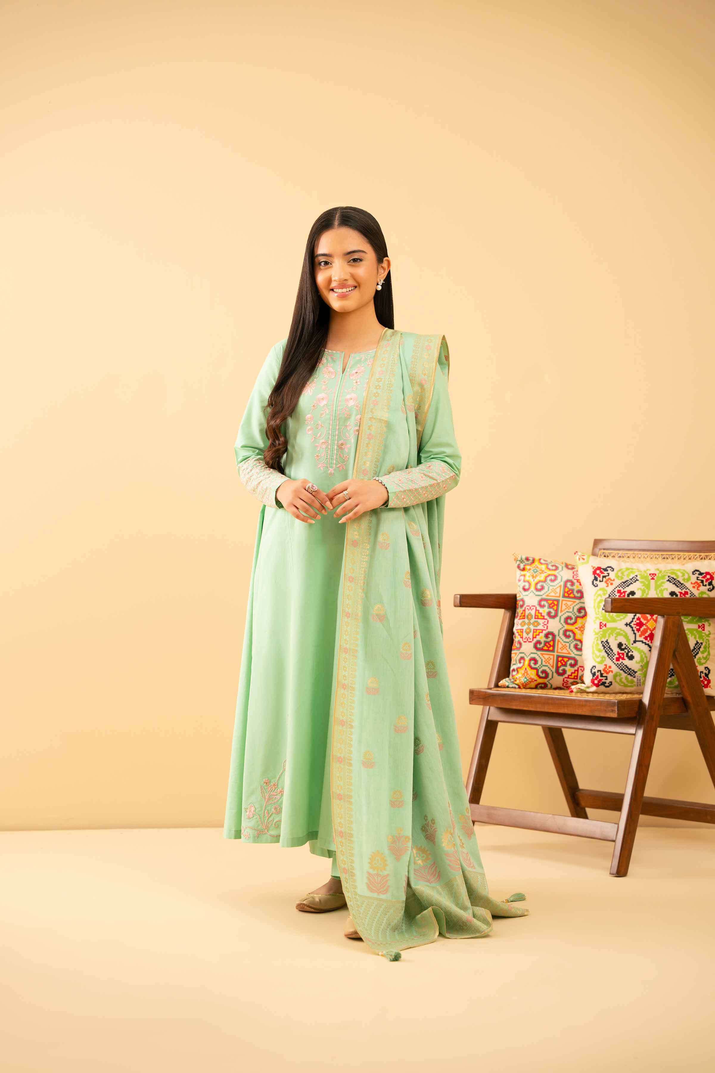 3 Piece - Embroidered Suit - PE25-500