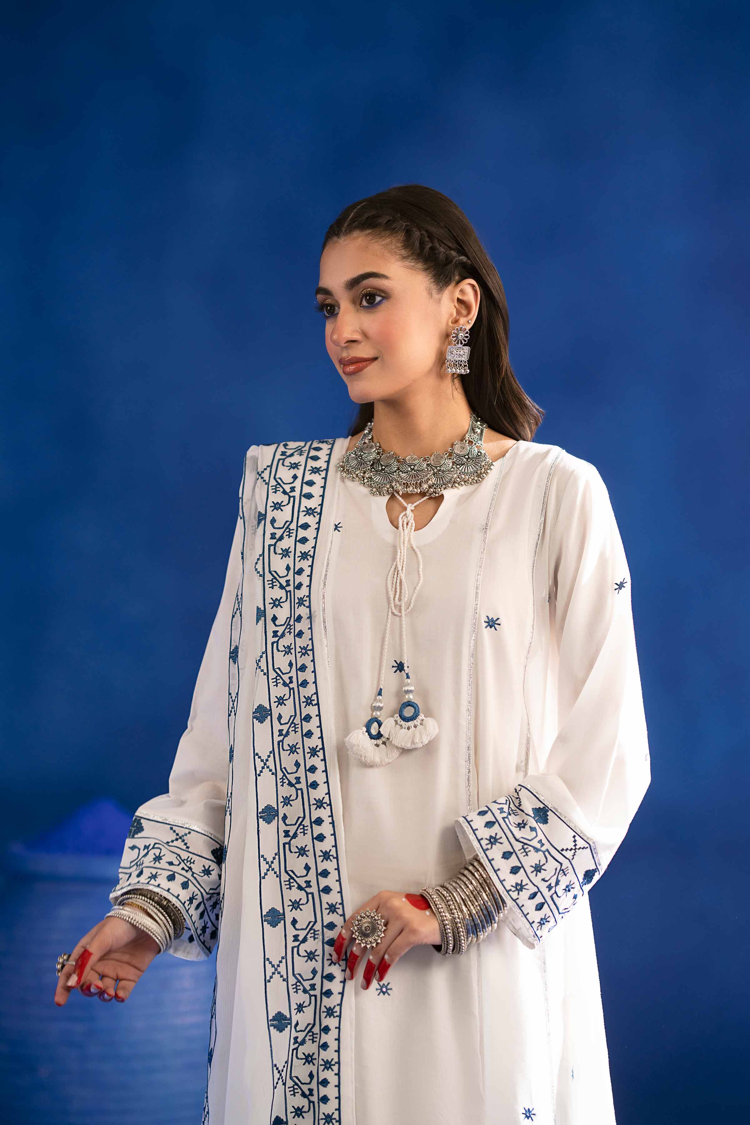 2 Piece - Embroidered Suit - PE25-65