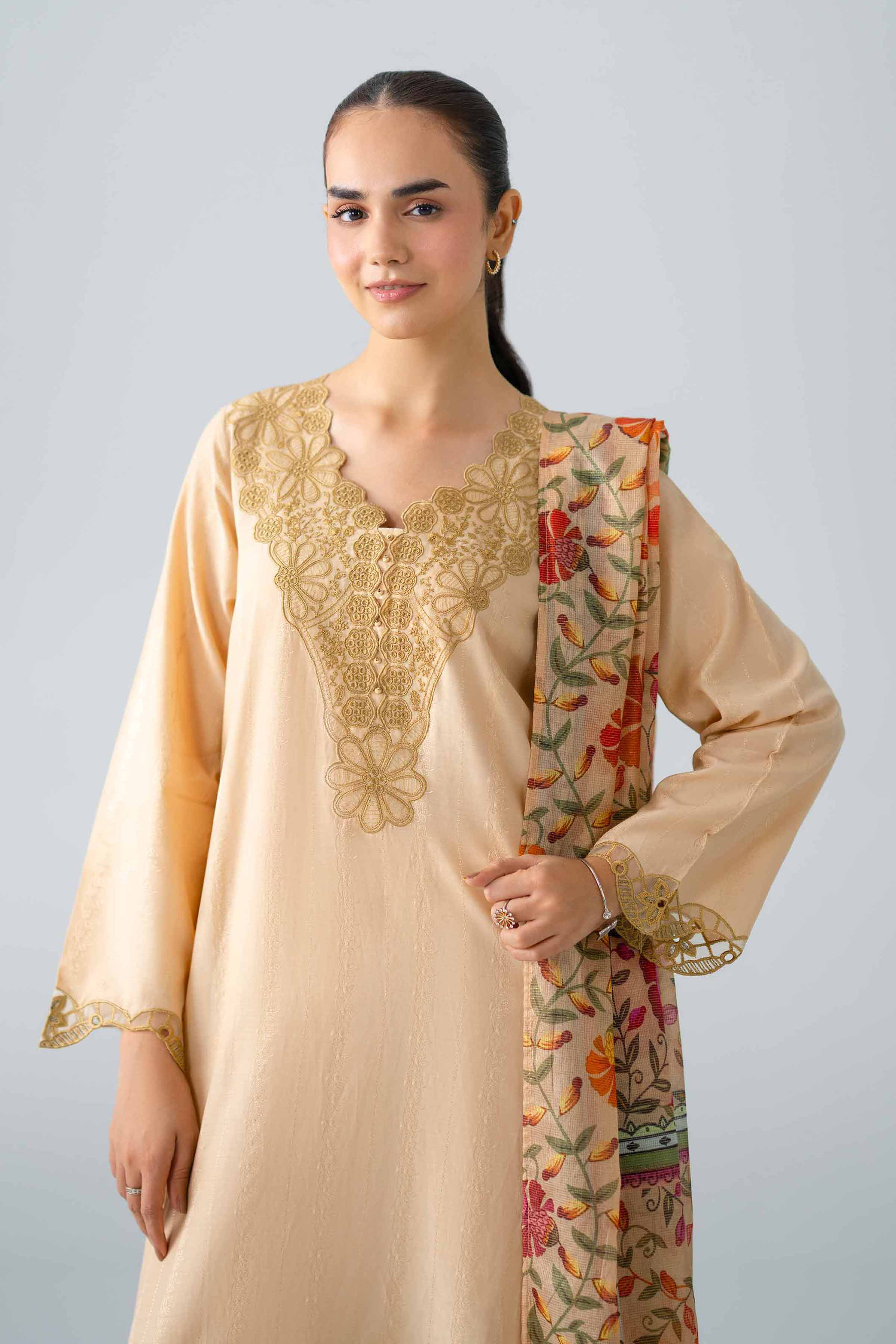 3 Piece - Embroidered Suit - PE26-118