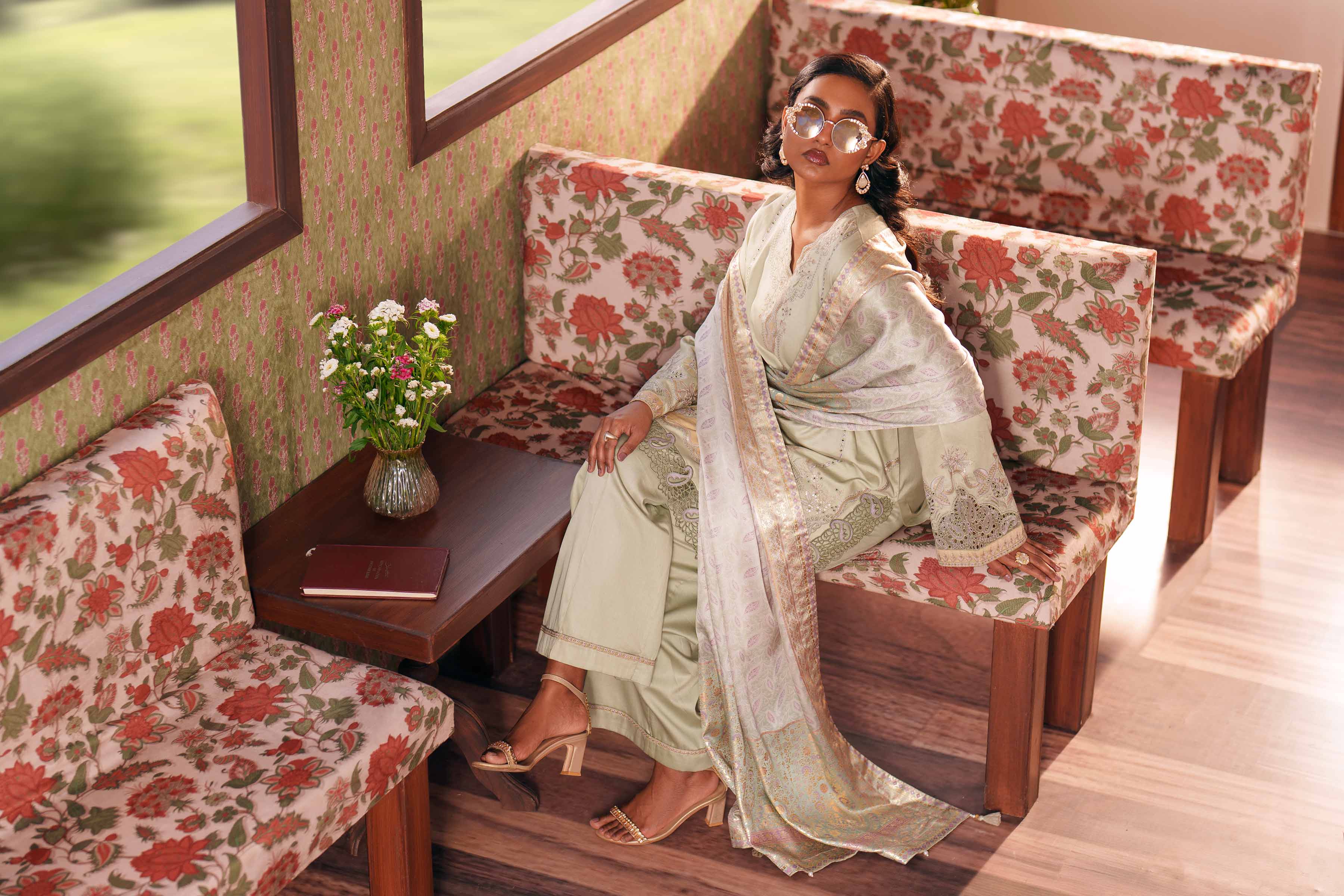 3 Piece - Embroidered Suit - PE26-127