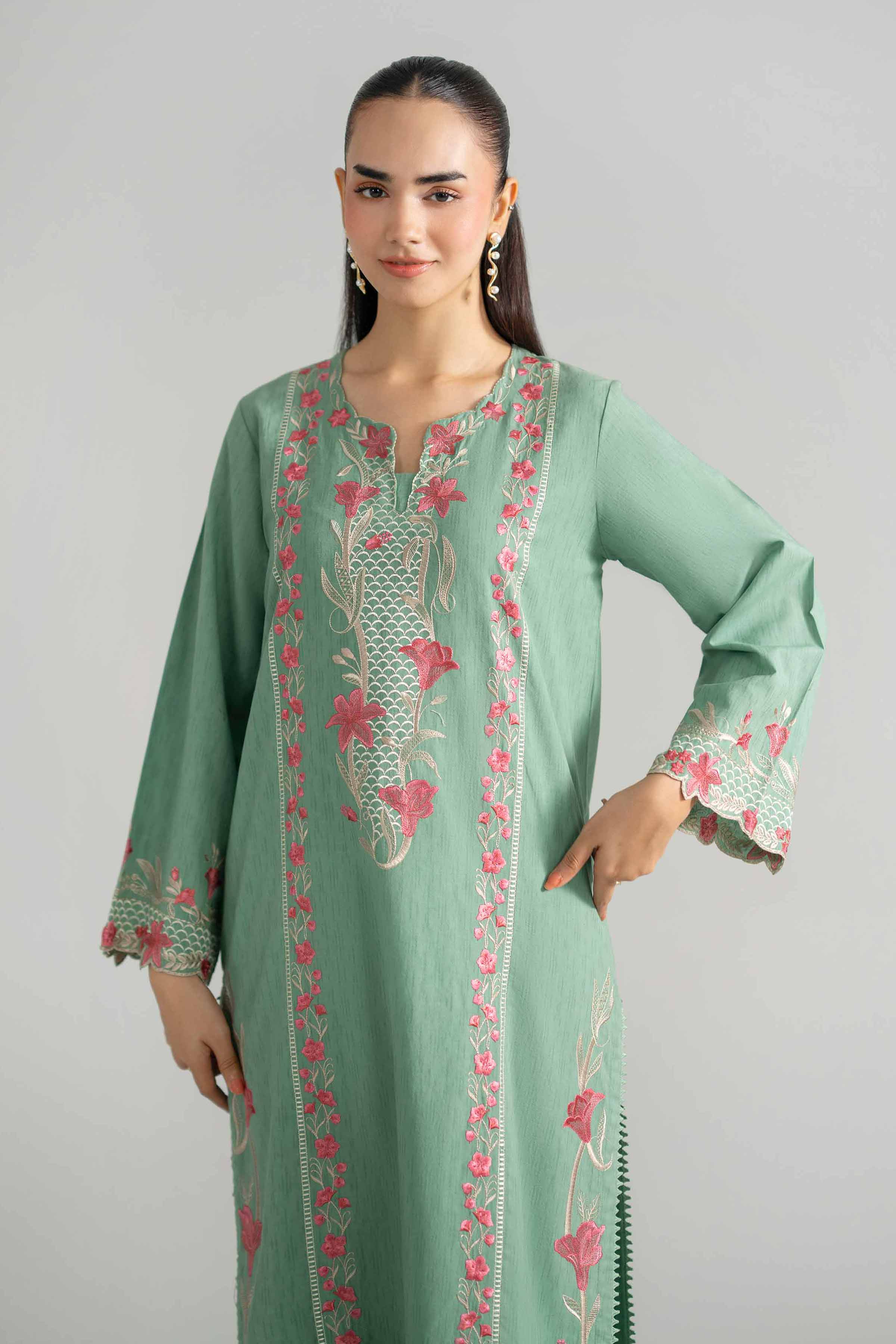 2 Piece - Embroidered Suit - PE26-234