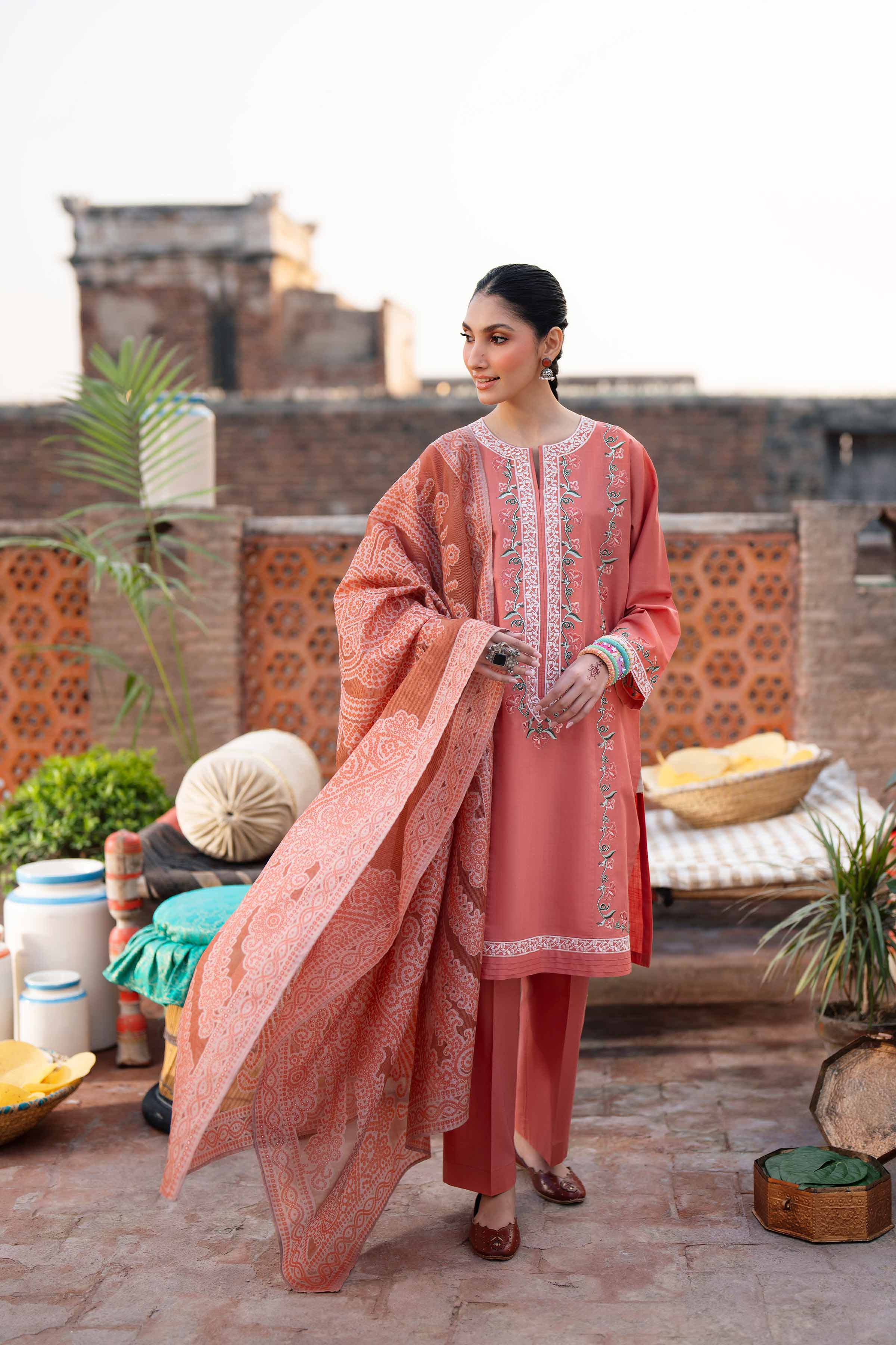 3 Piece - Embroidered Suit - PE26-317