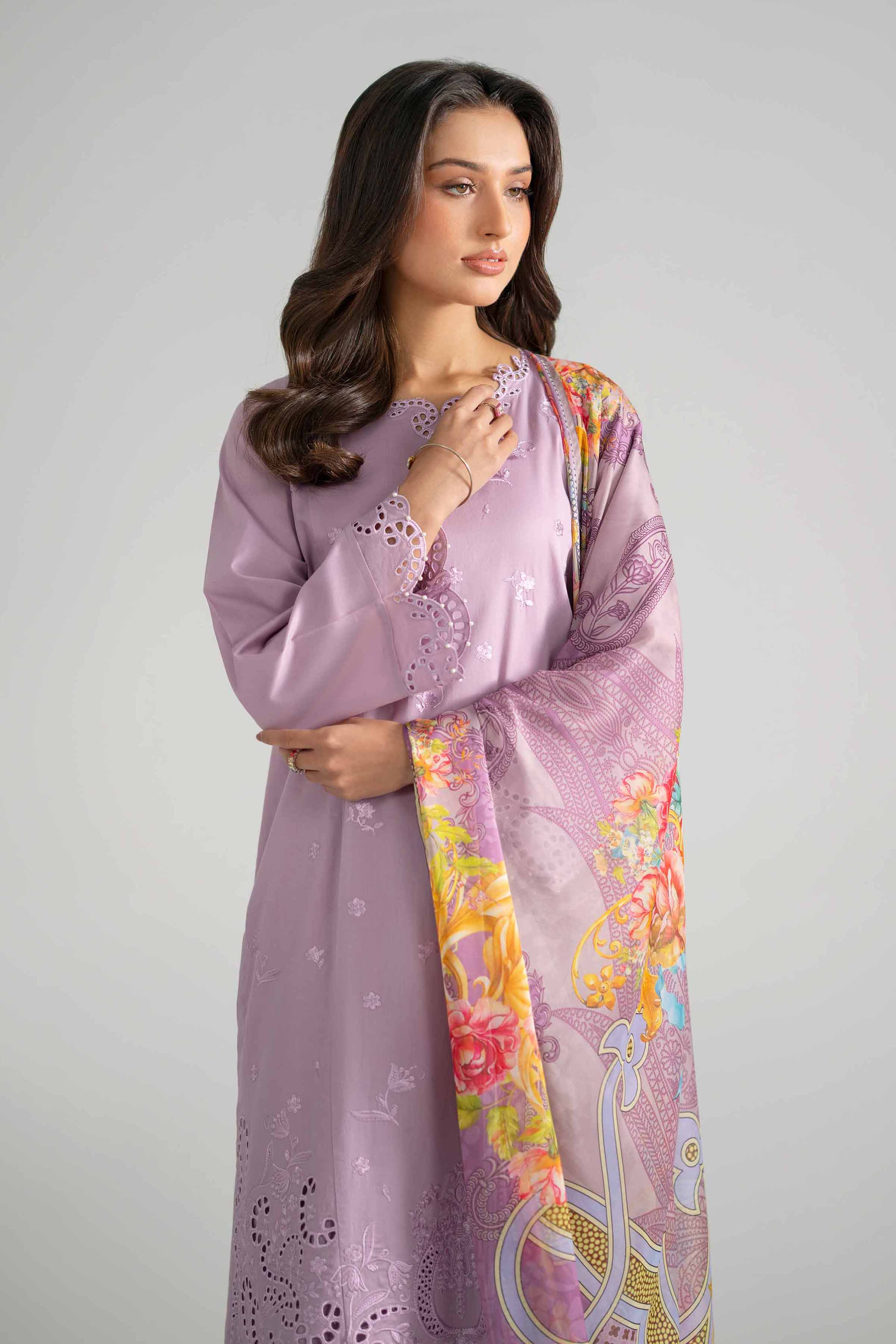 3 Piece - Embroidered Suit - PE26-322