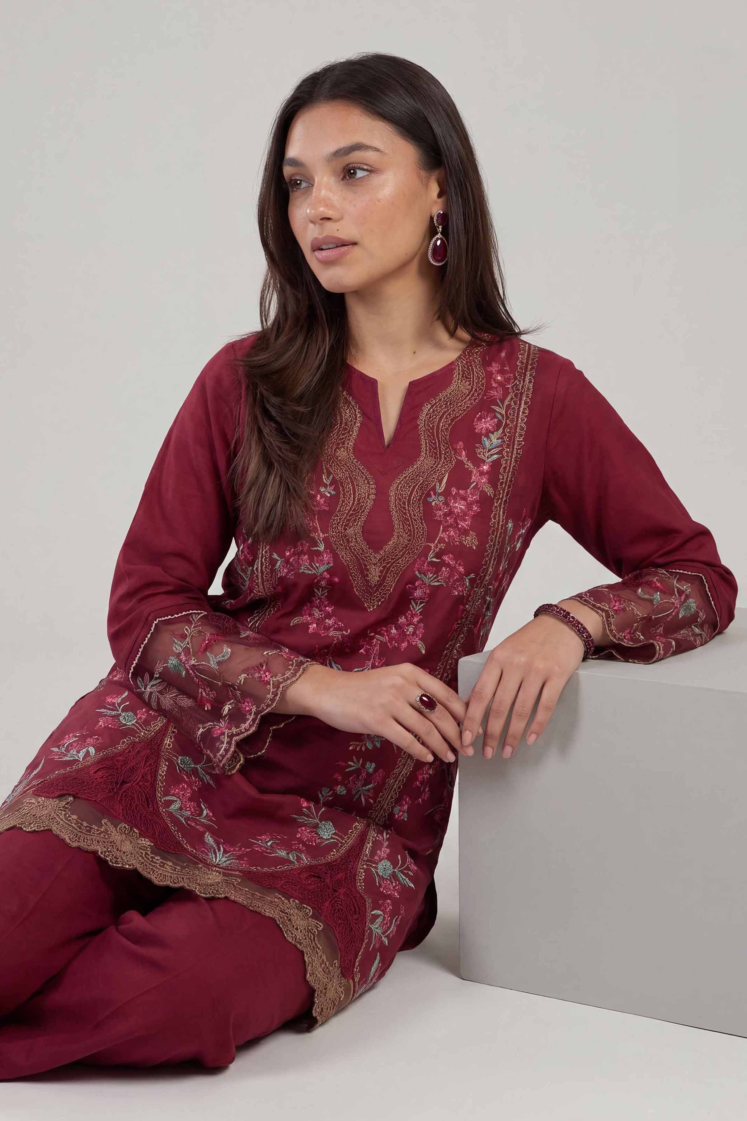 2 Piece - Embroidered Suit - PE26-46