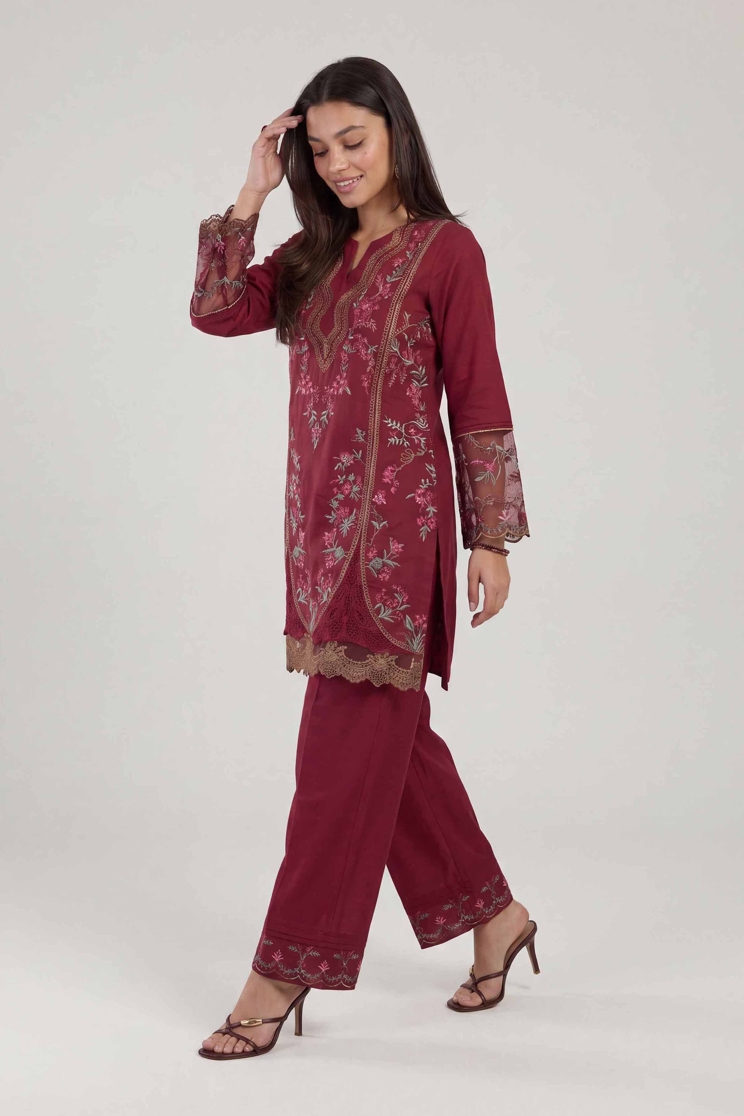 2 Piece - Embroidered Suit - PE26-46