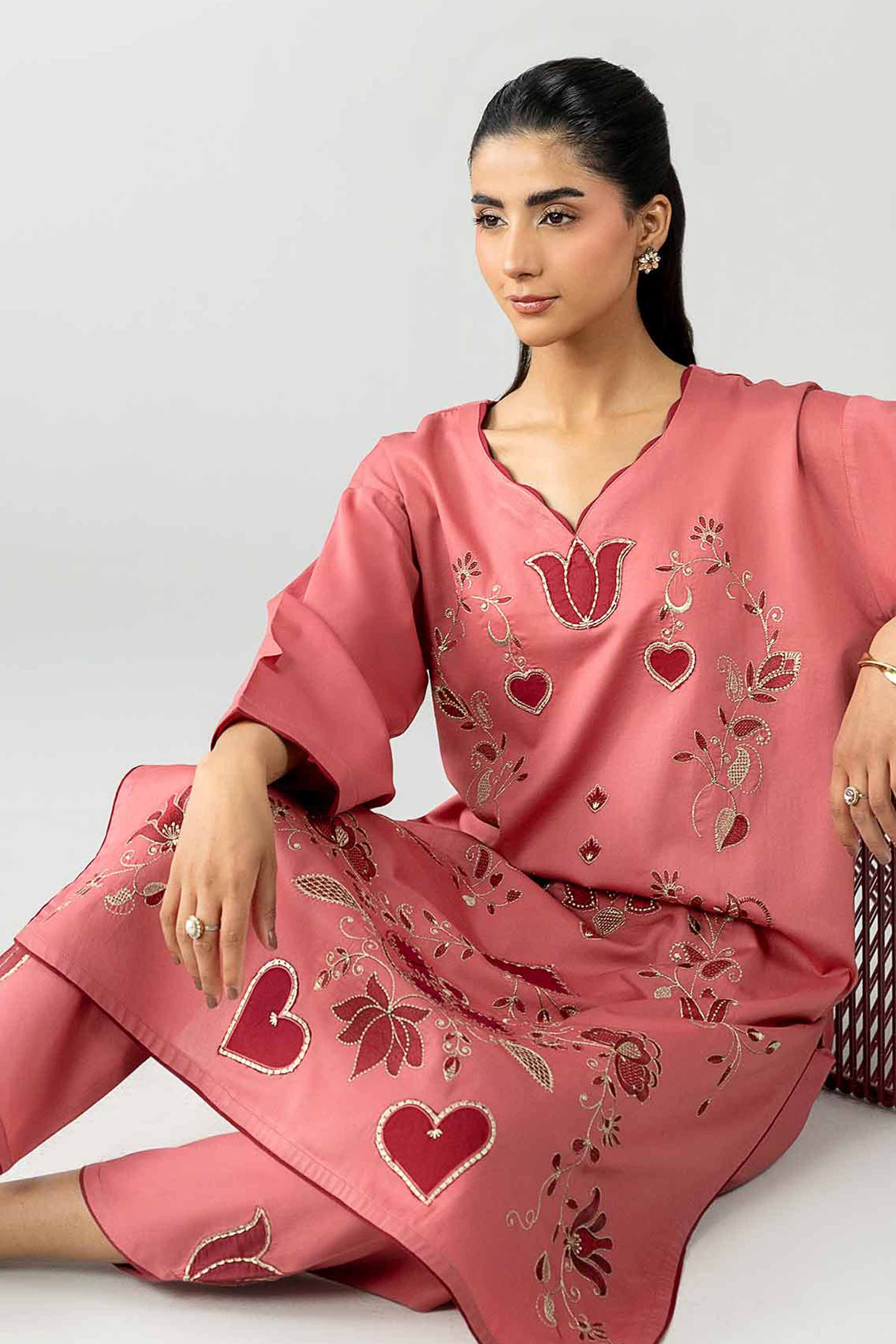 2 Piece - Embroidered Suit - PE26-467