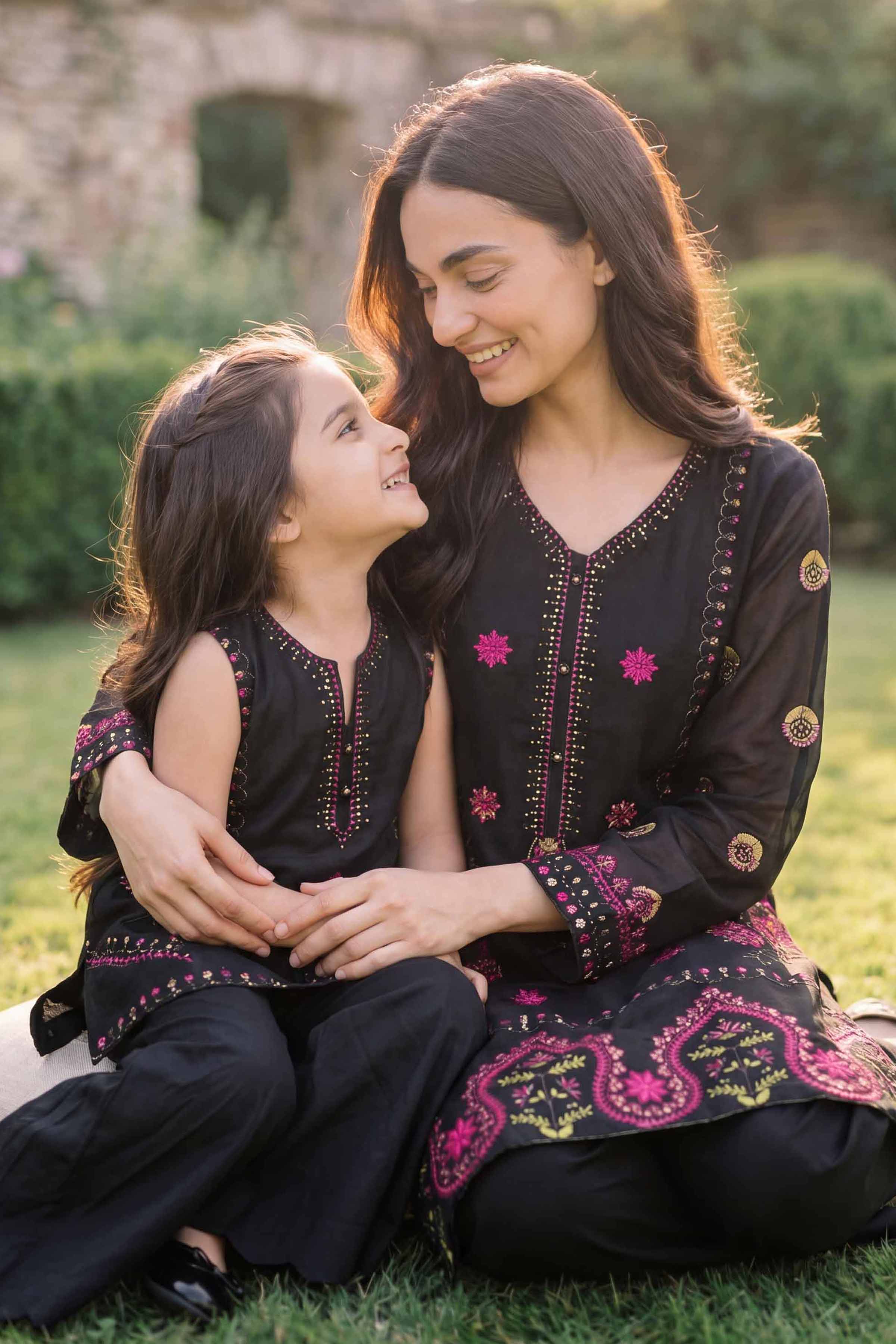 2 Piece - Embroidered Suit - PMD26-19 D