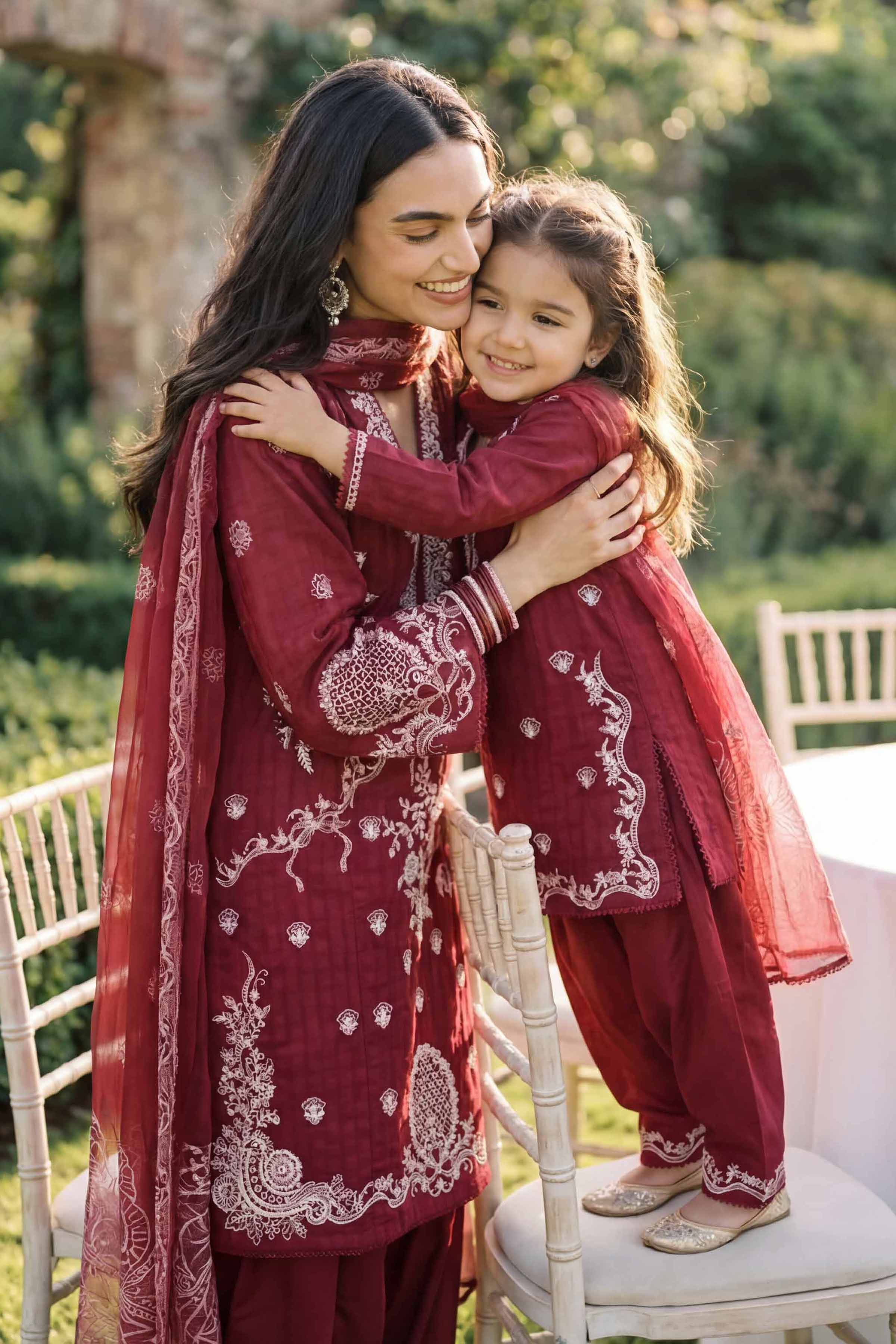 3 Piece - Embroidered Suit - PMD26-34 M