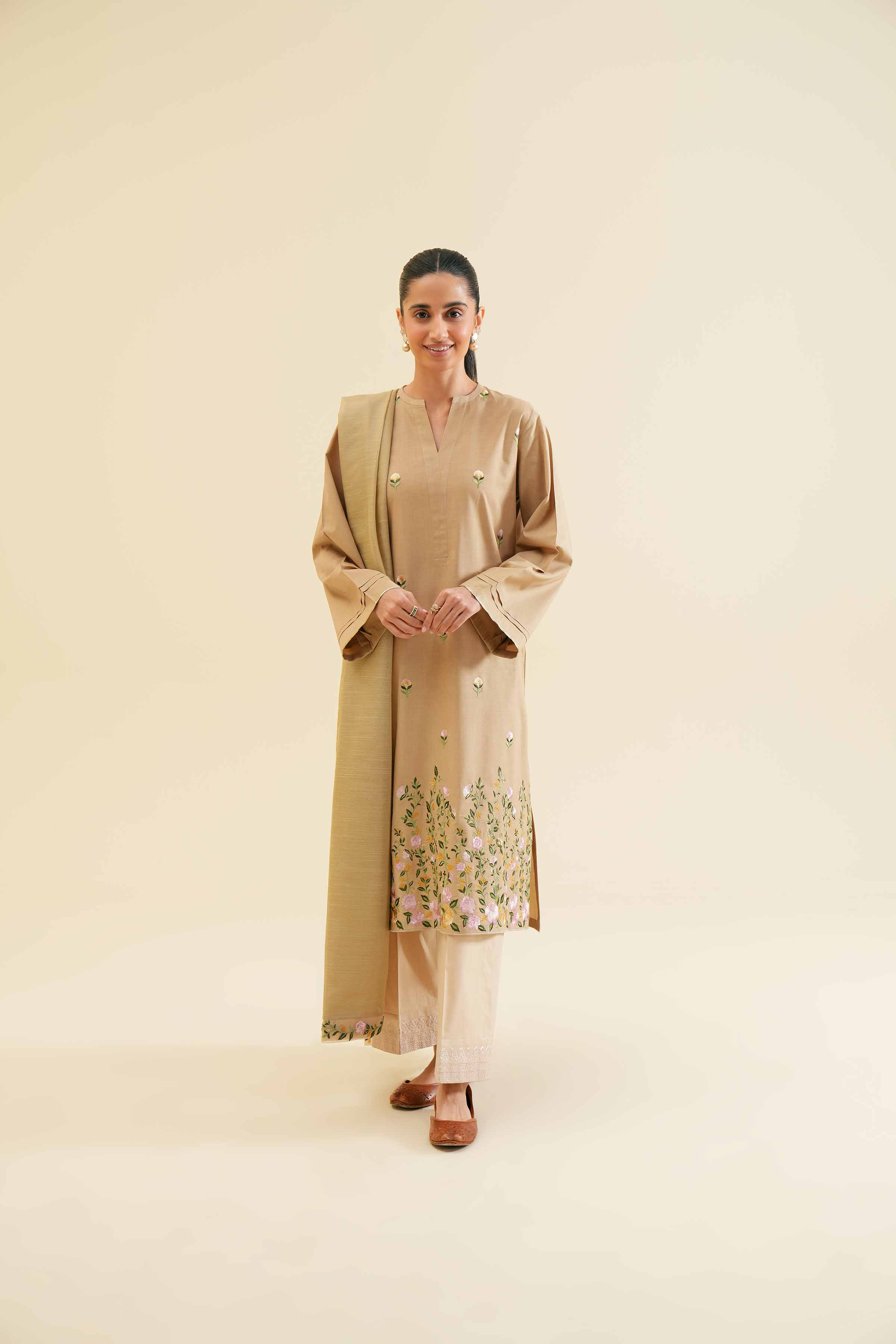 2-Piece - Embroidered Suit - PS24-123