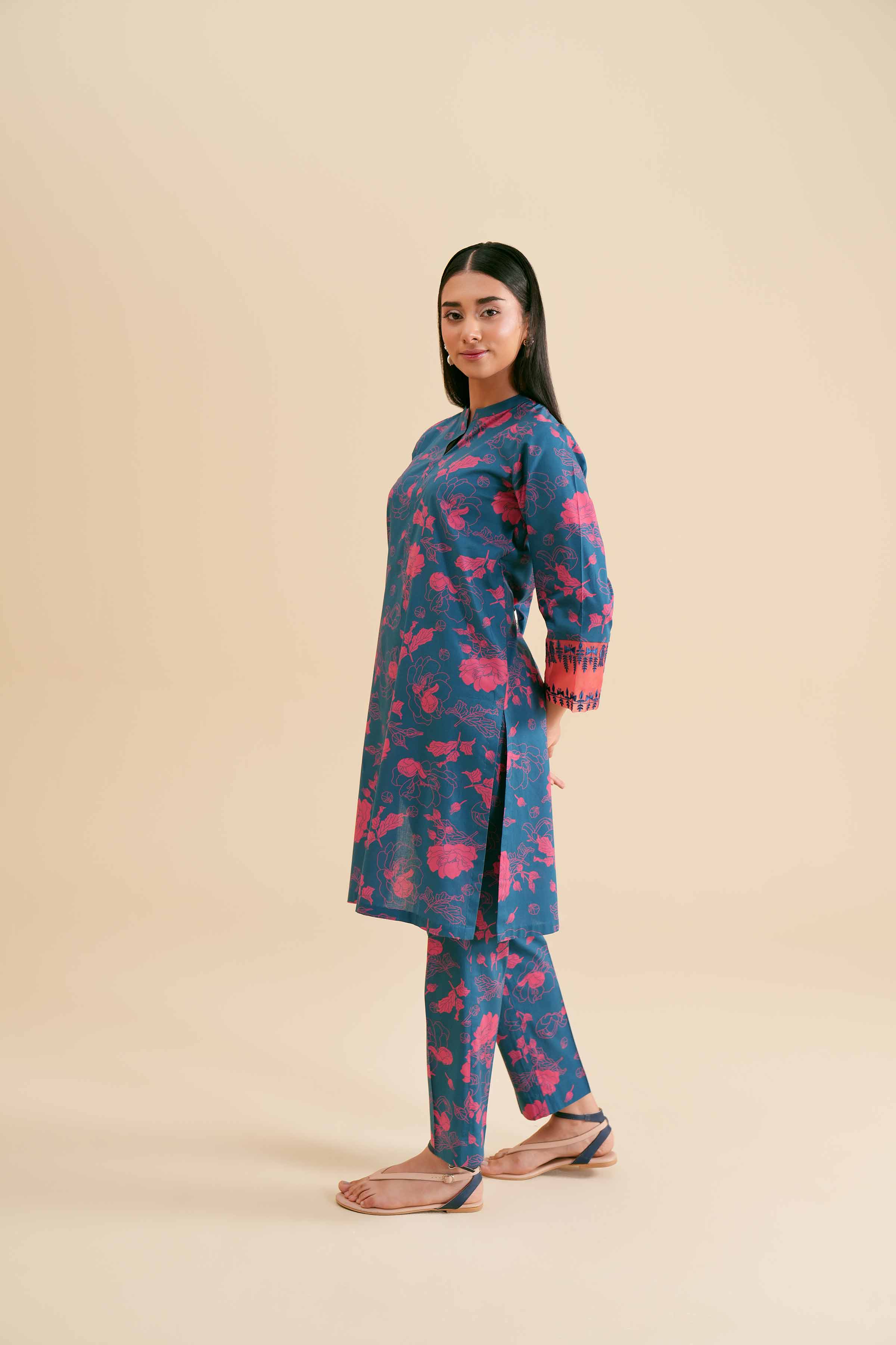 2-Piece - Printed Embroidered Suit - PS24-294