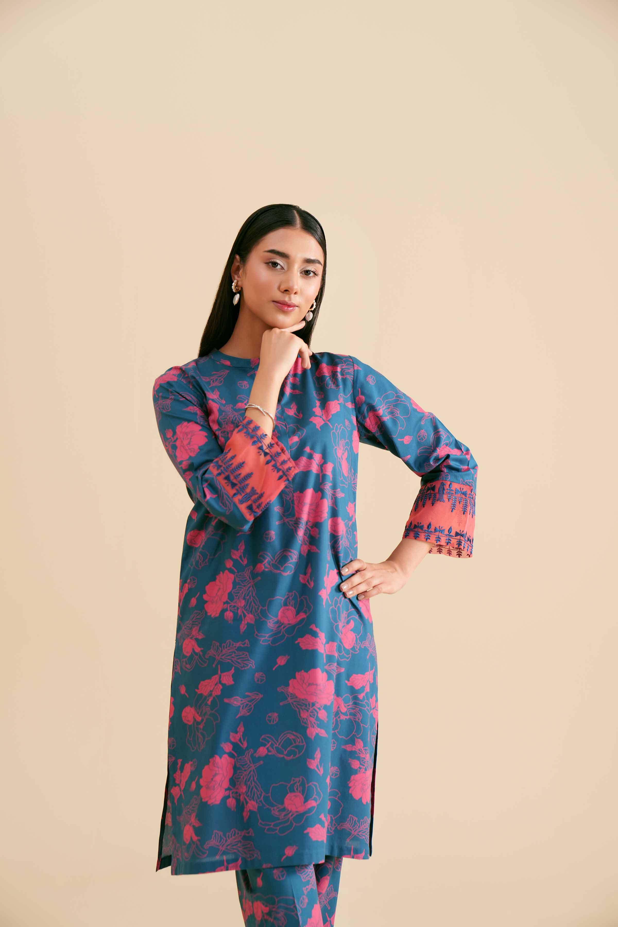 2-Piece - Printed Embroidered Suit - PS24-294
