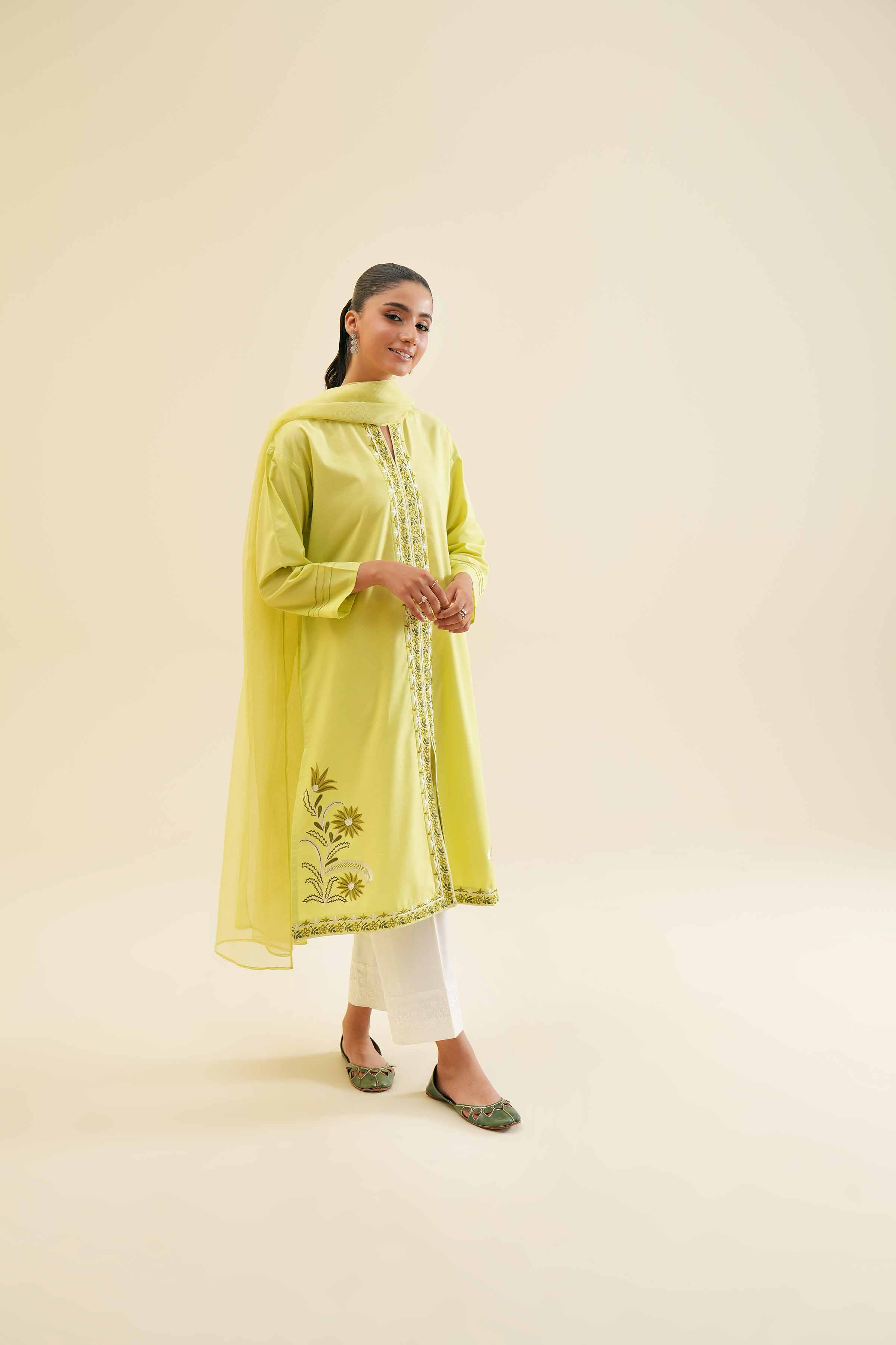 2 Piece - Embroidered Suit - PS24-347