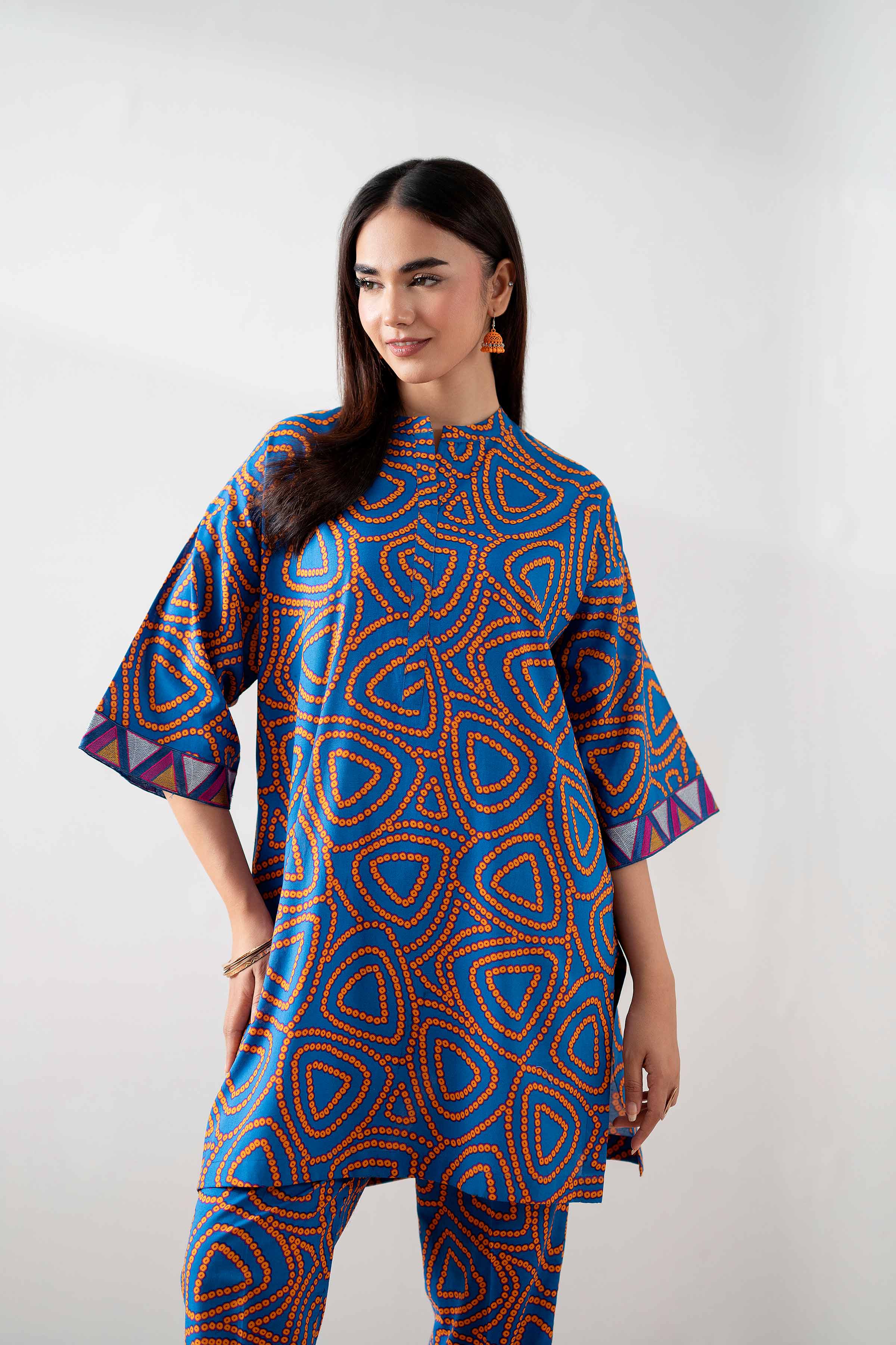 2 Piece - Printed Embroidered Suit - PS25-146