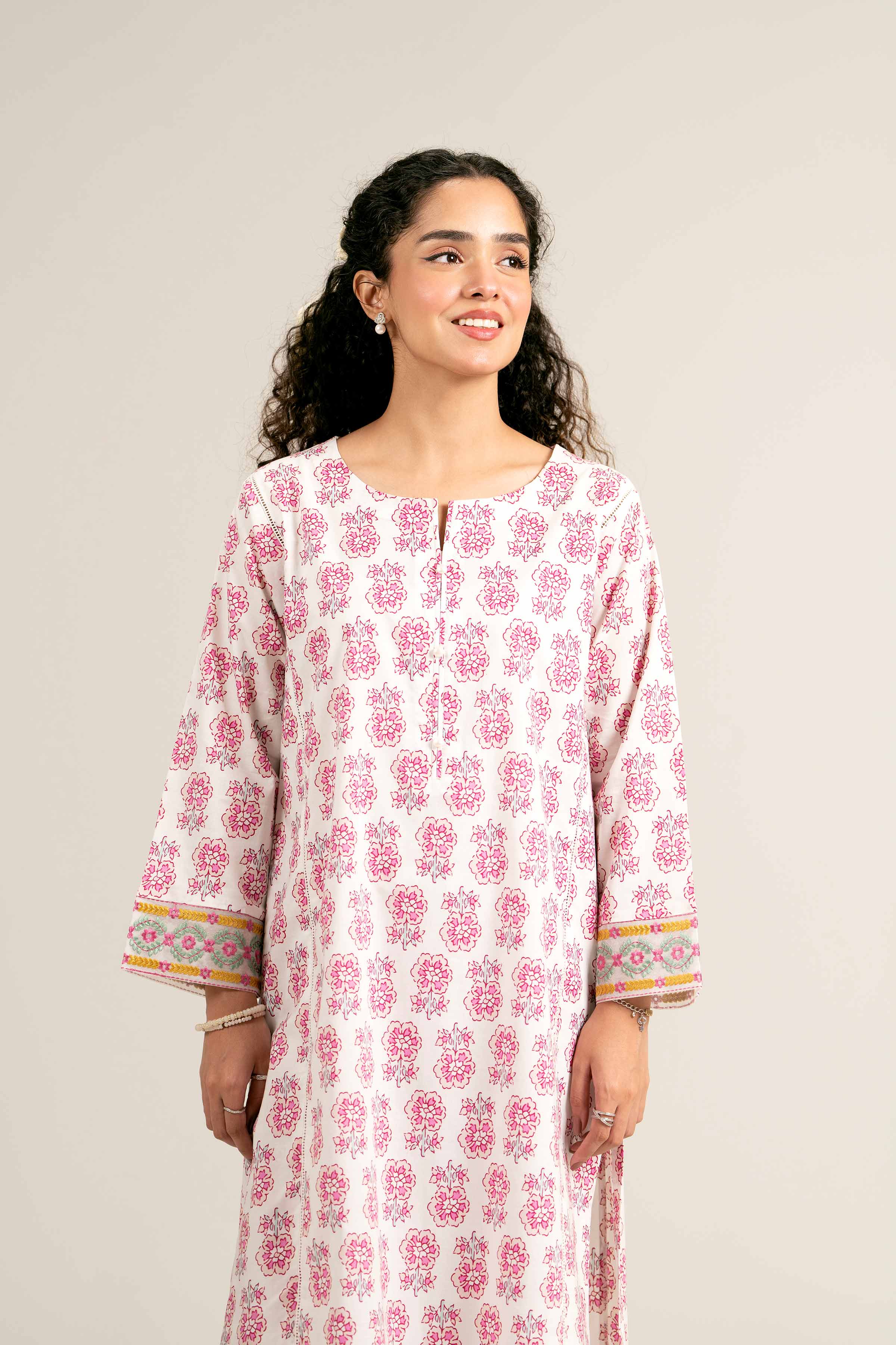 2 Piece - Printed Embroidered Suit - PS25-27