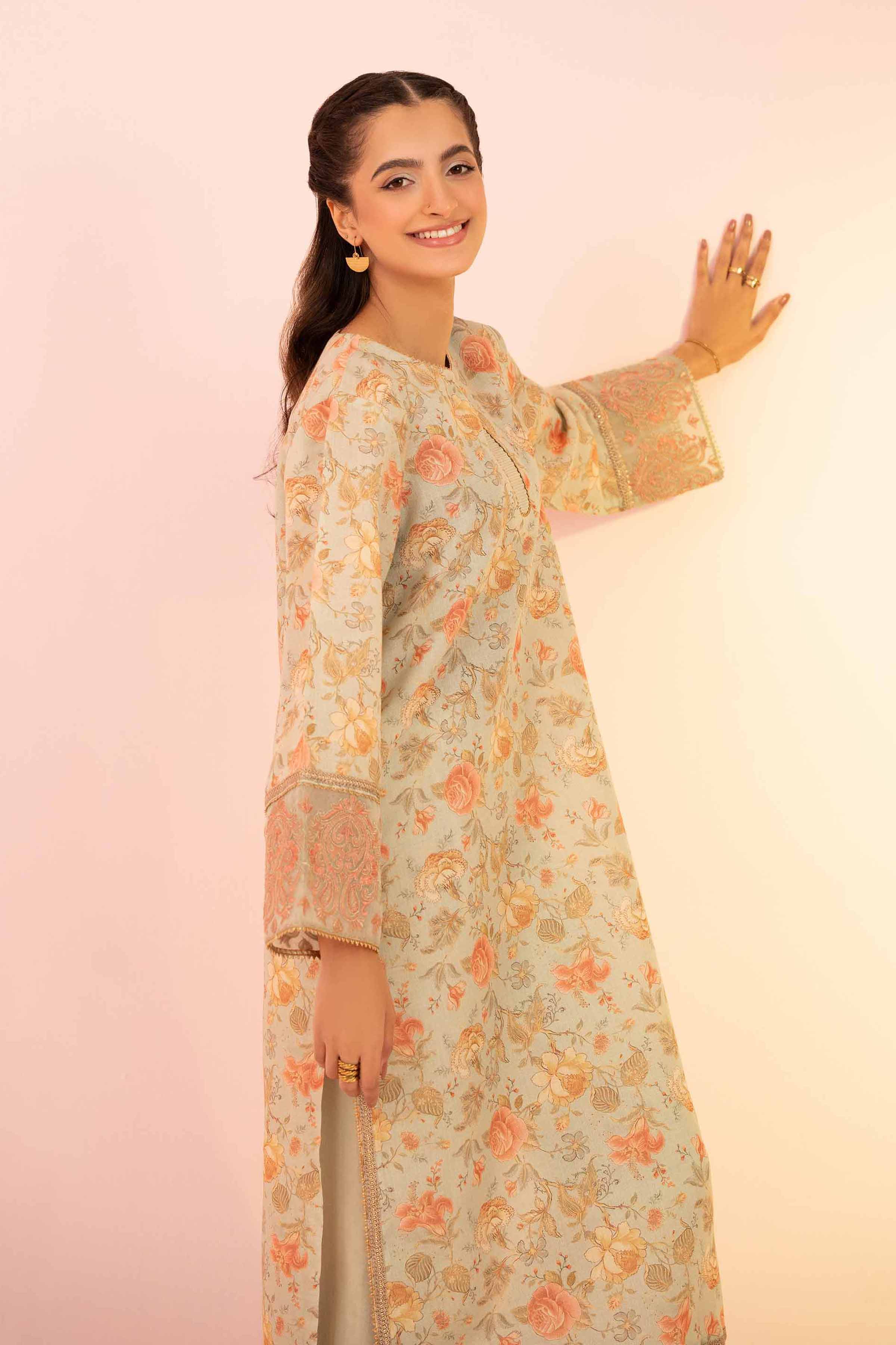 2 Piece - Printed Embroidered Suit - PS25-32