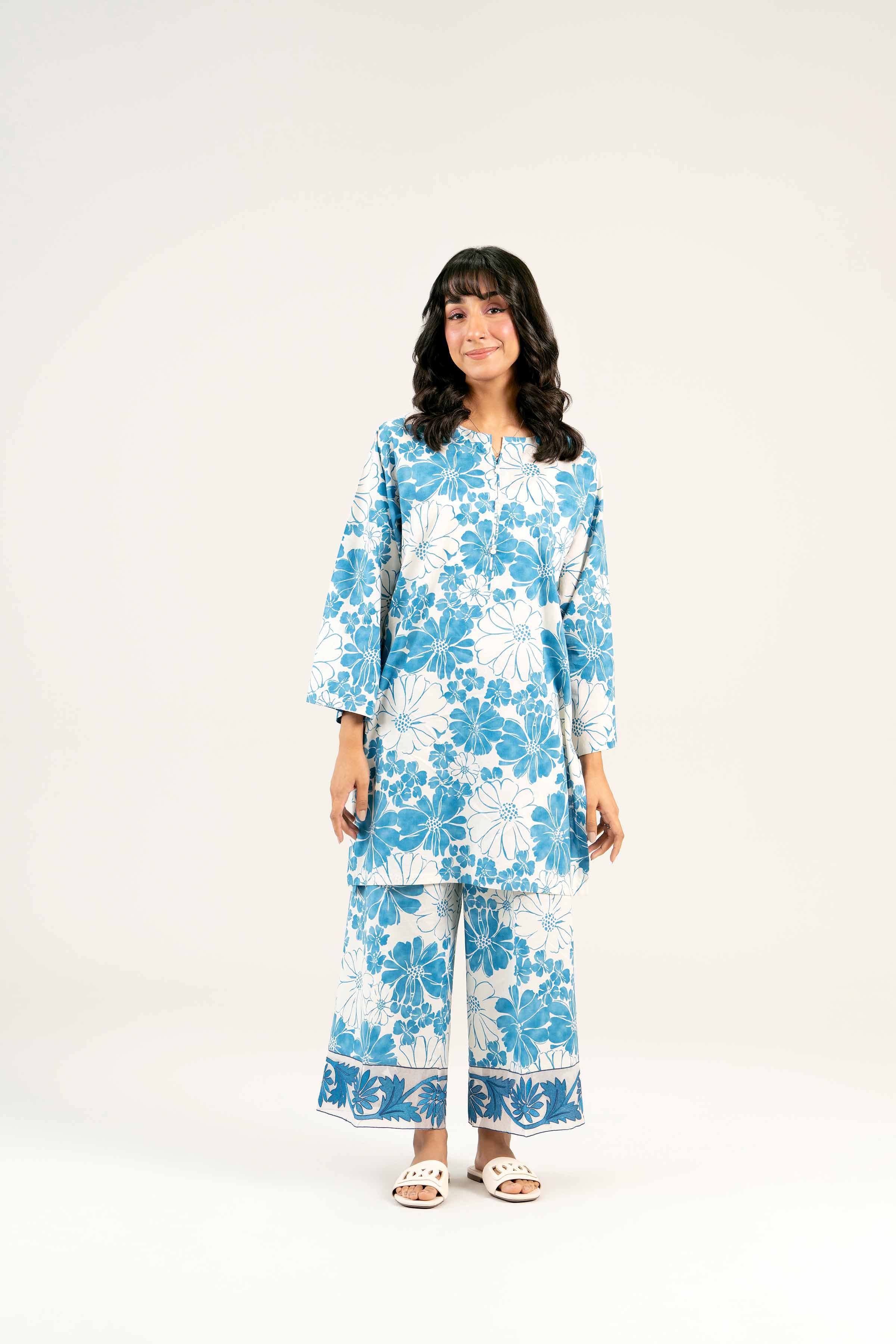 2 Piece - Printed Embroidered Suit - PS25-40