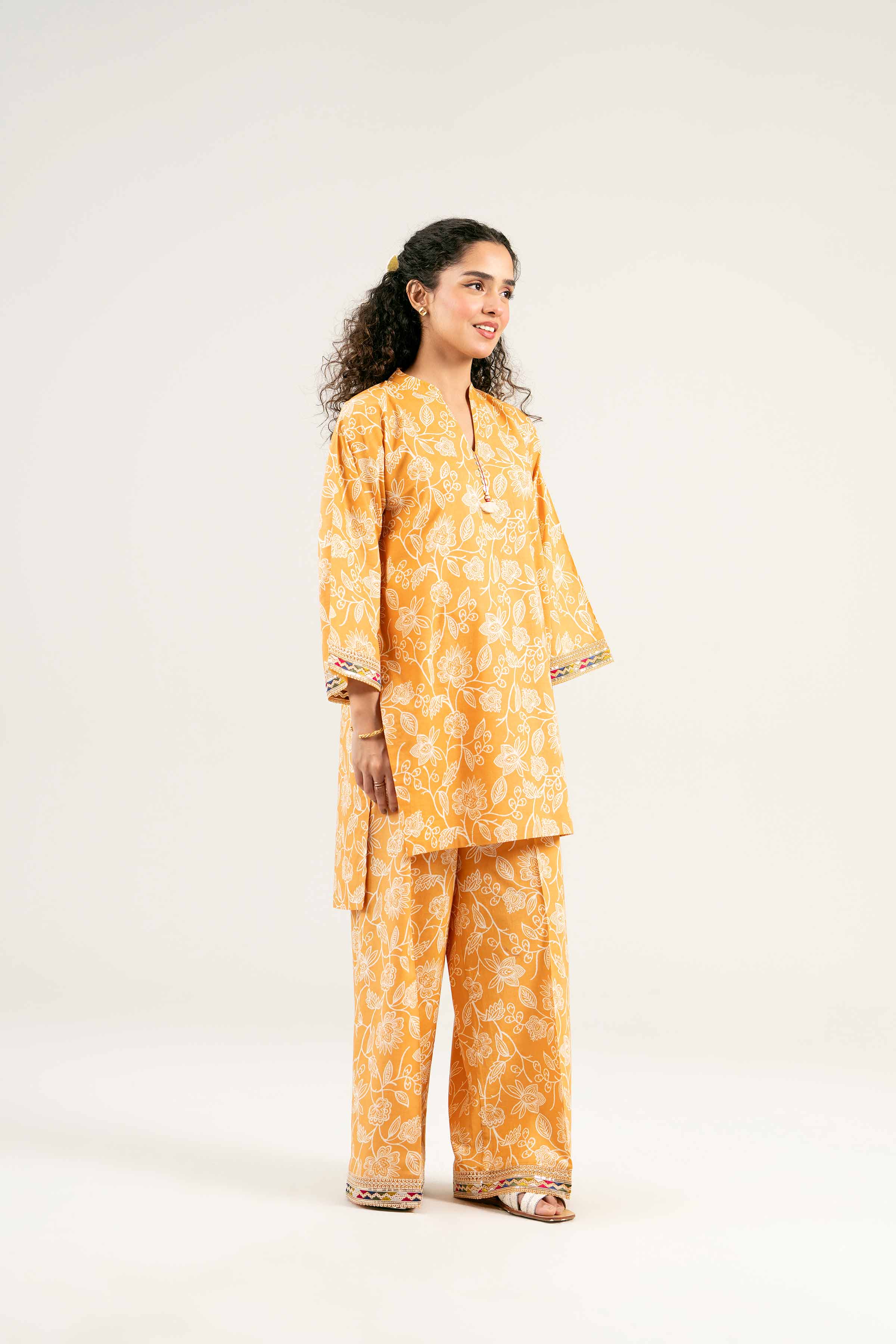 2 Piece - Printed Embroidered Suit - PS25-52