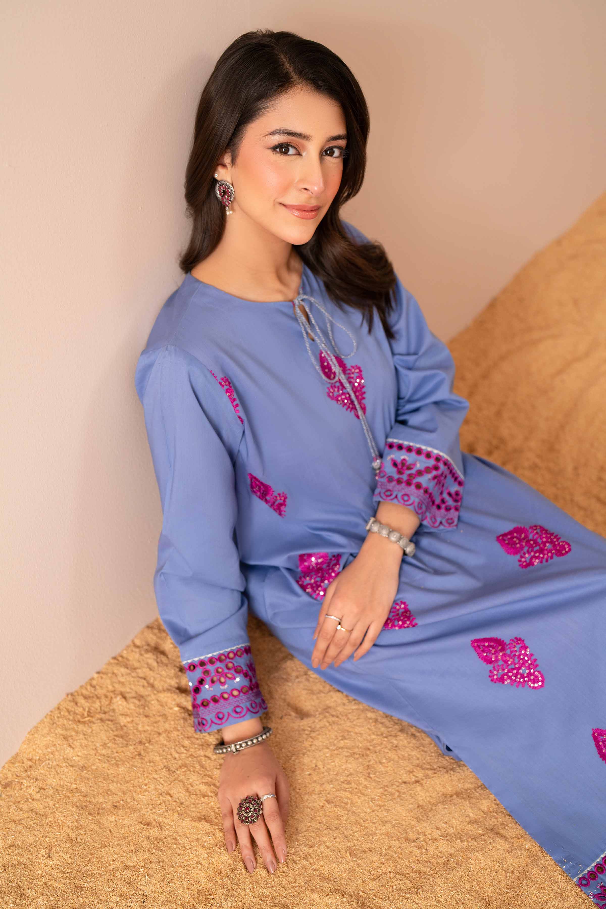 2 Piece - Embroidered Suit - PS25-58