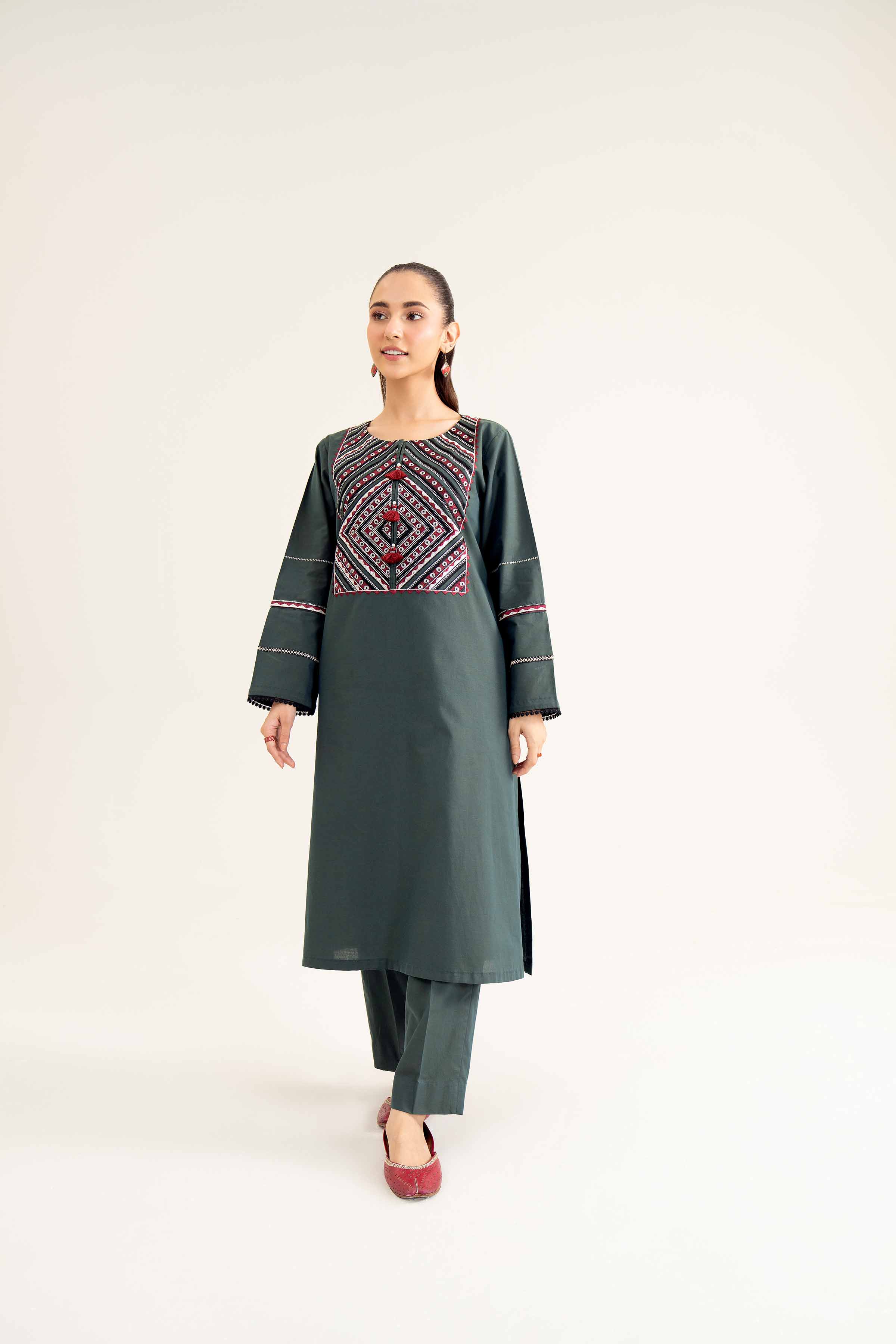 2 Piece - Embroidered Suit - PW24-10