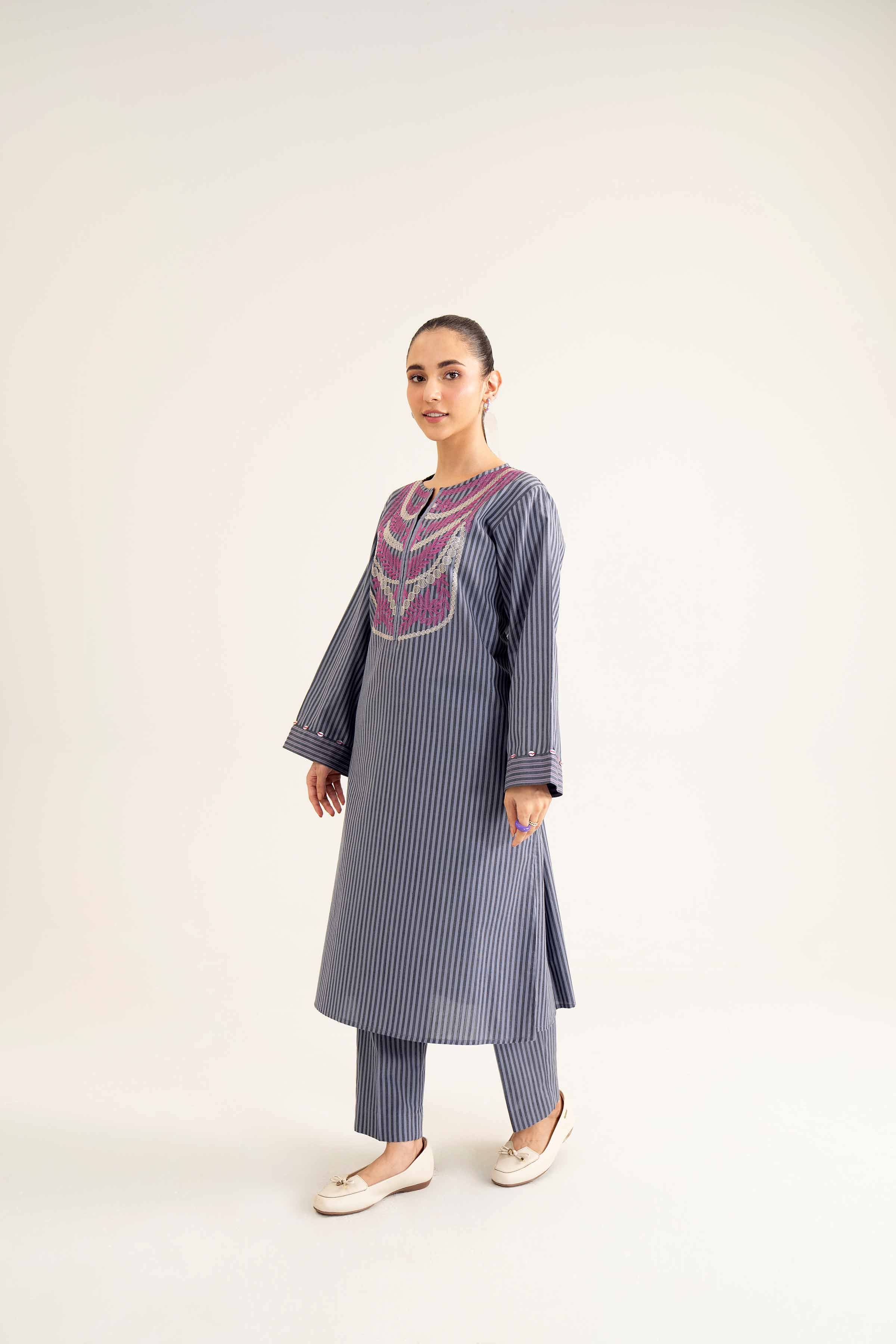 2 Piece - Embroidered Suit - PW24-16