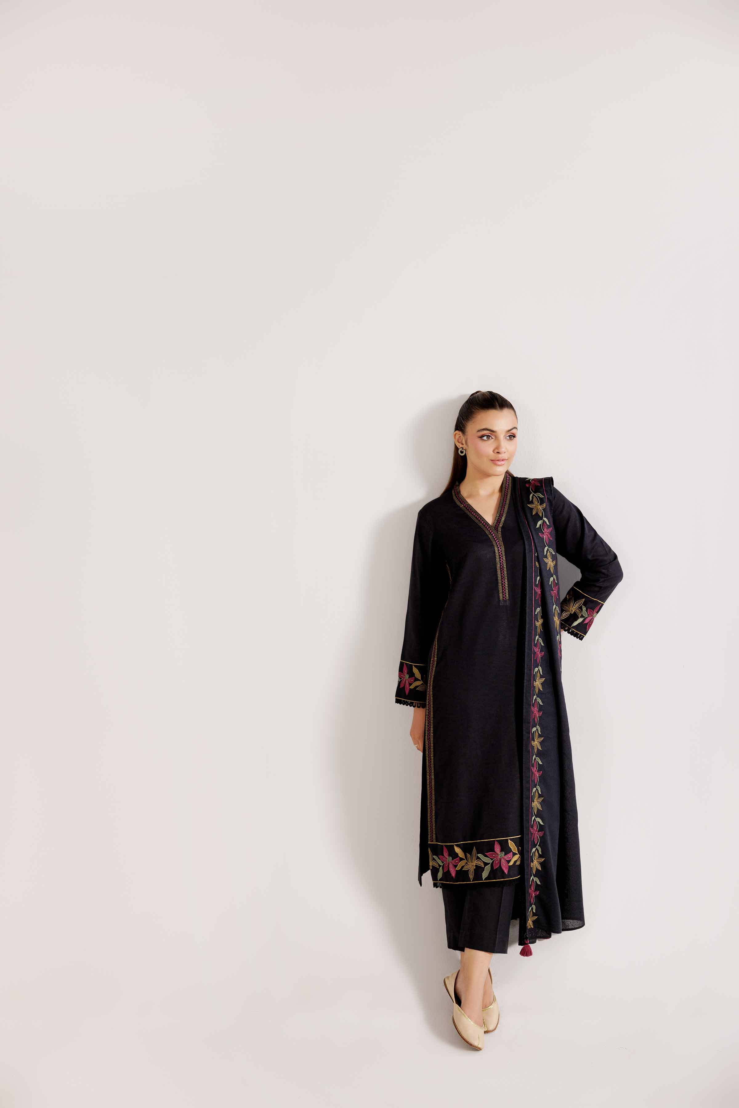 3 Piece - Embroidered Suit - PW24-268