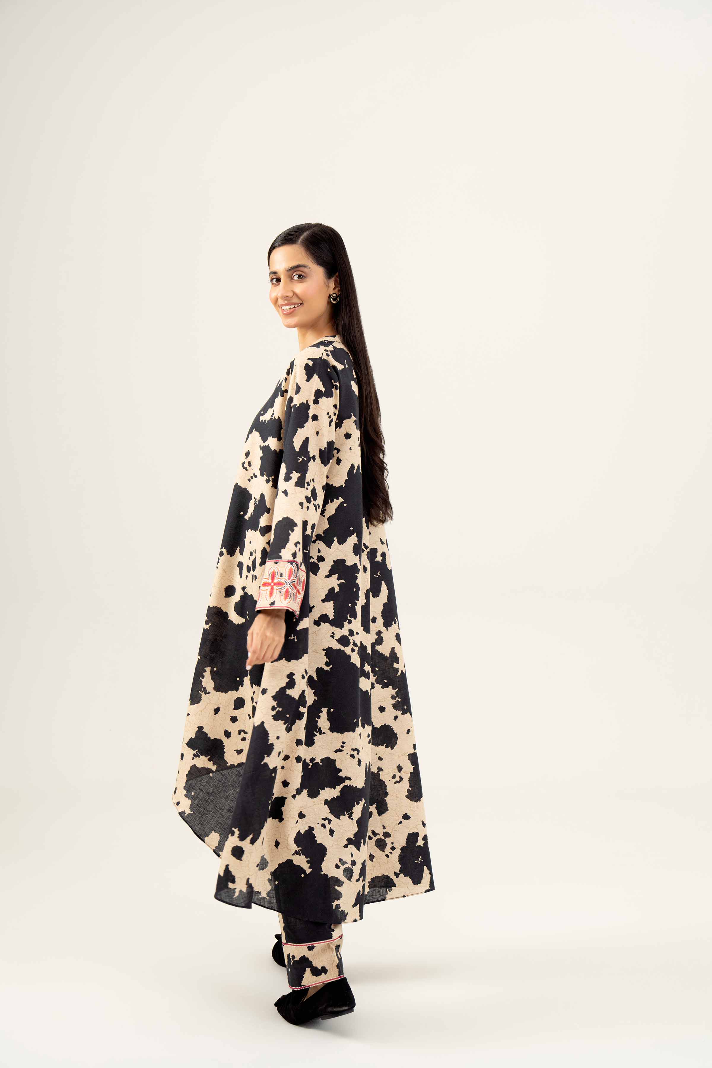2 Piece - Printed Embroidered Suit - PW24-300