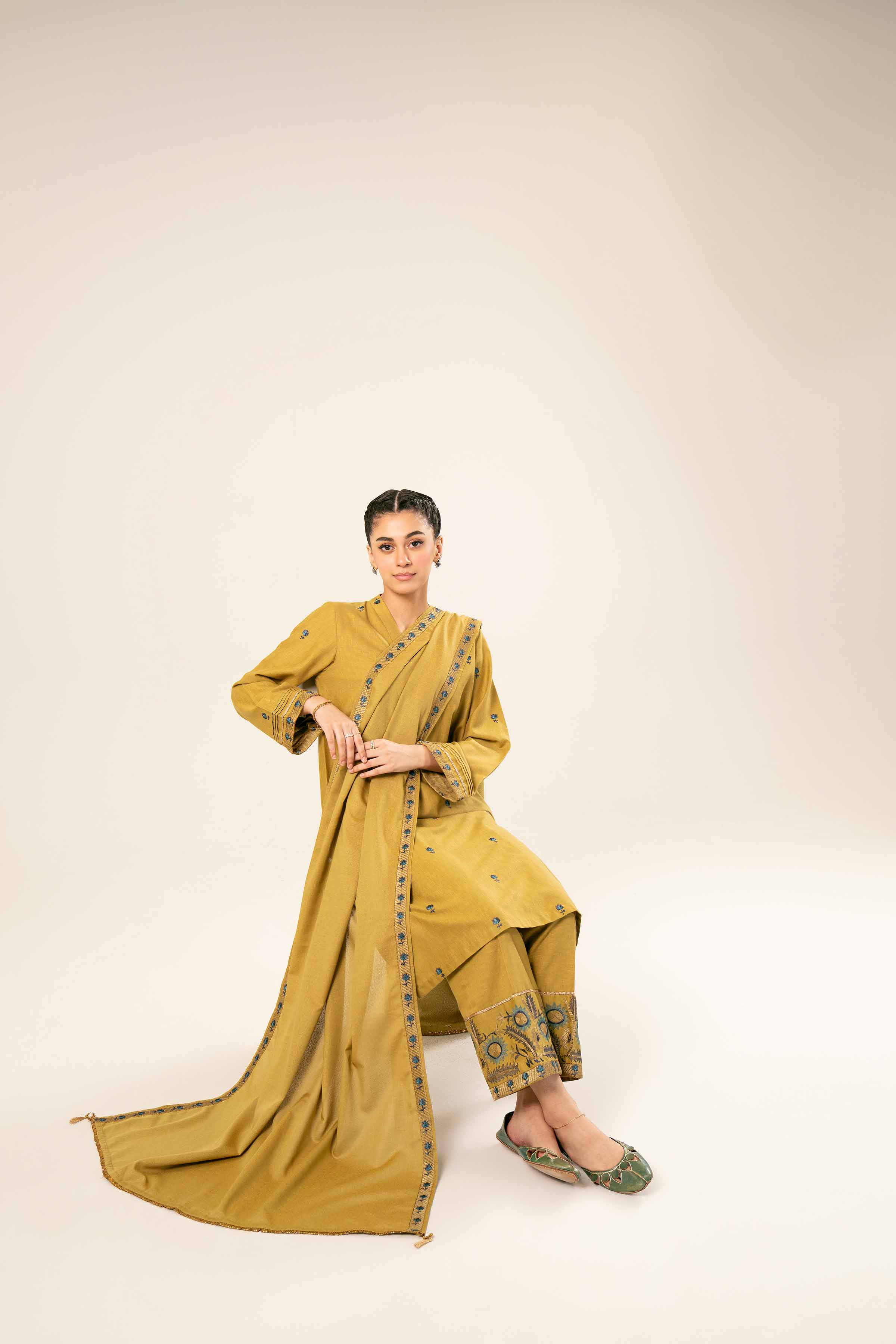 3 piece - Embroidered Suit - PW24-359