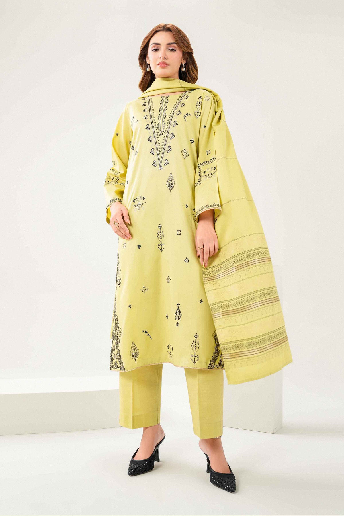 2 Piece - Embroidered Suit - PW25-193 for Women - Pret Collection | Nishat | Shop Online
