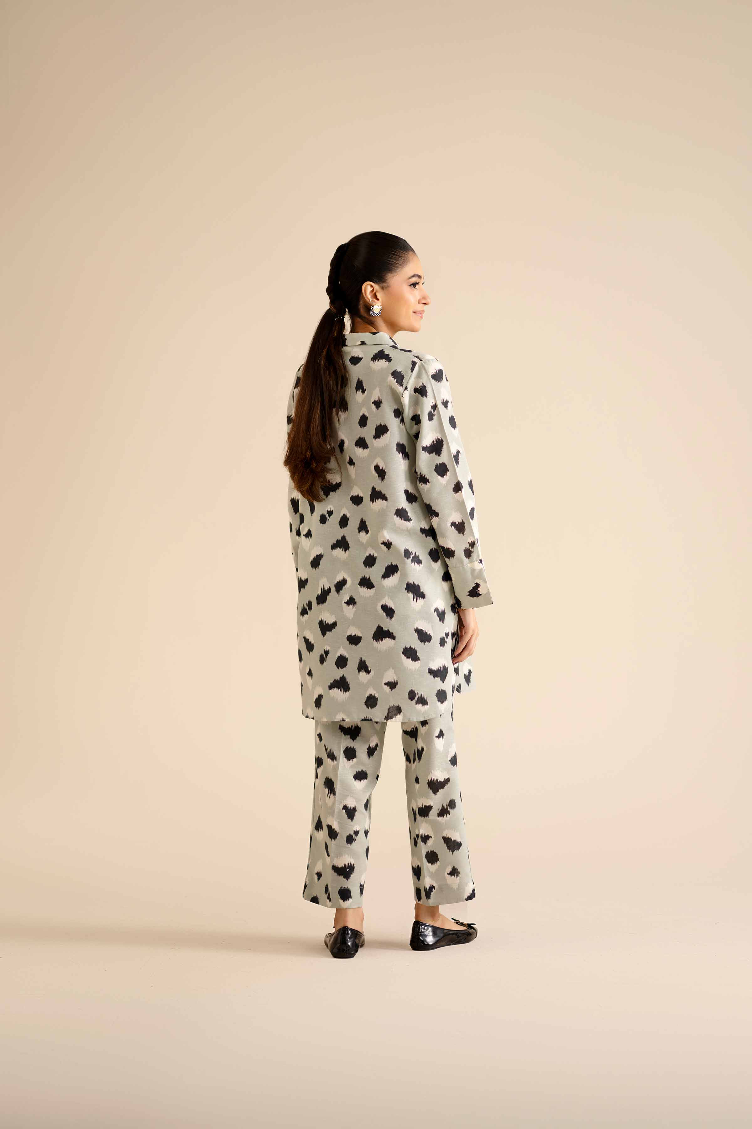 2 Piece - Printed Suit - PW25-232 for Women - Pret Collection | Nishat | Shop Online