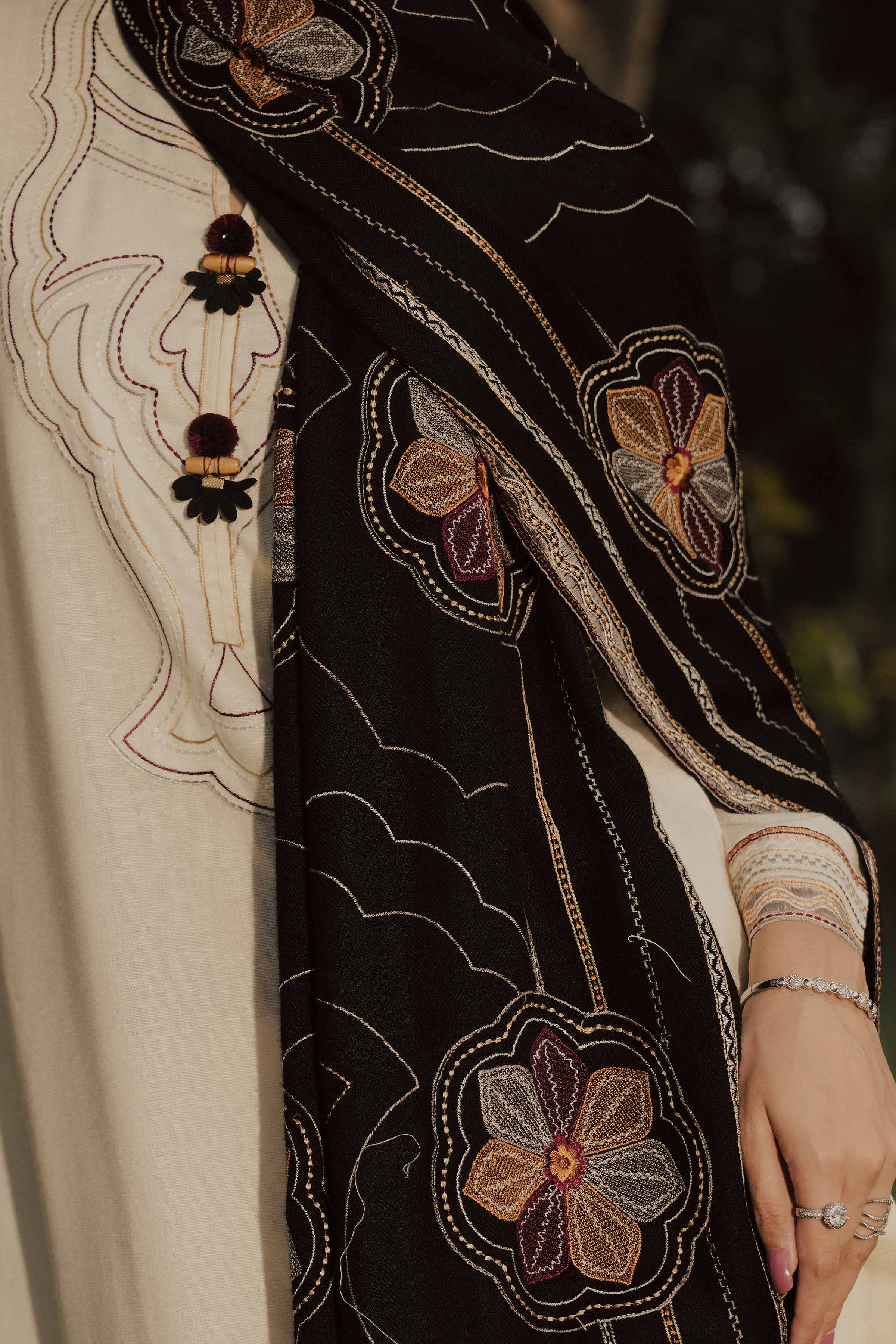 3 Piece - Embroidered Suit - PW25-442