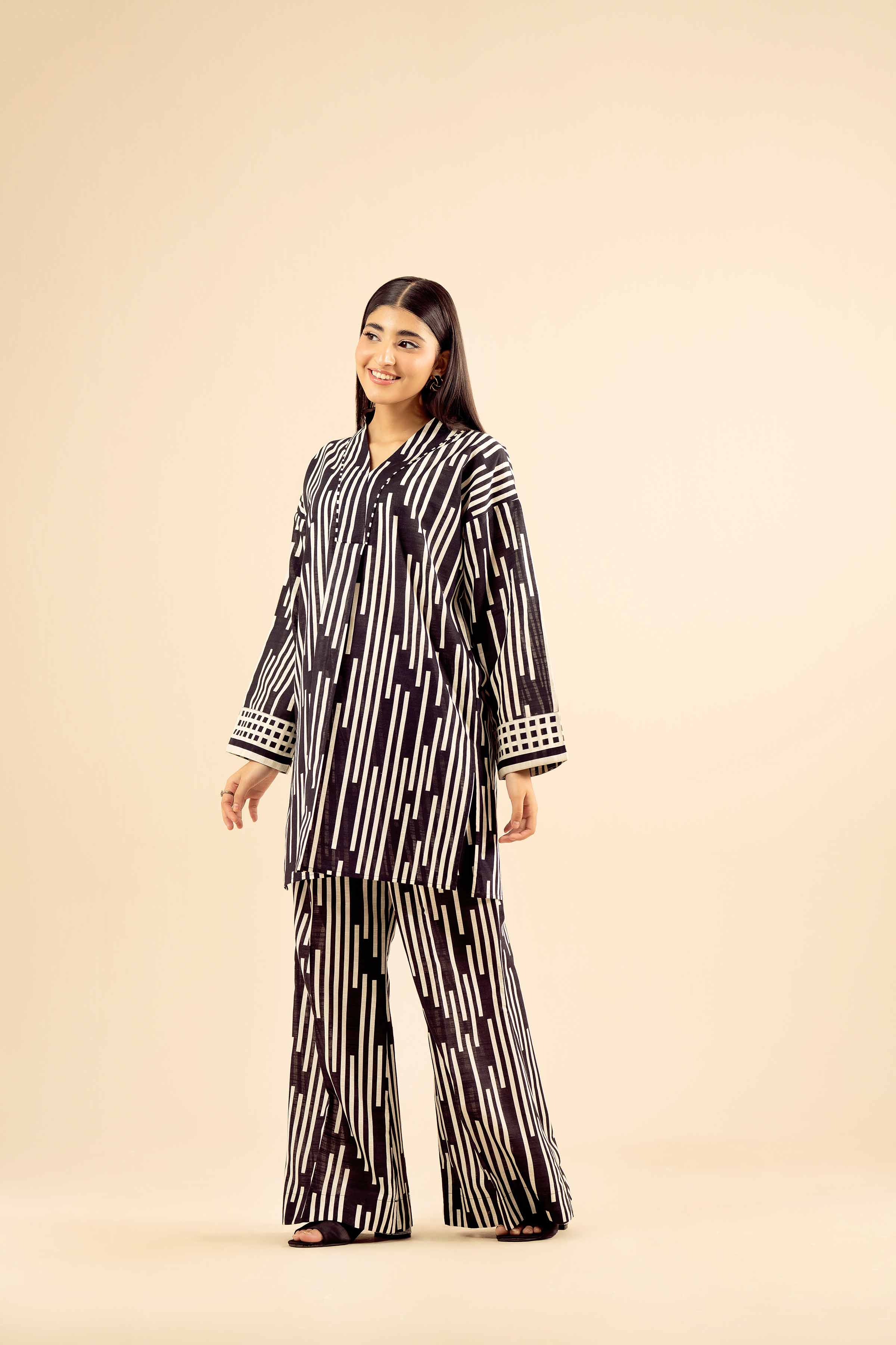 2 Piece - Printed Suit - PW25-70 for Women - Pret Collection | Nishat | Shop Online