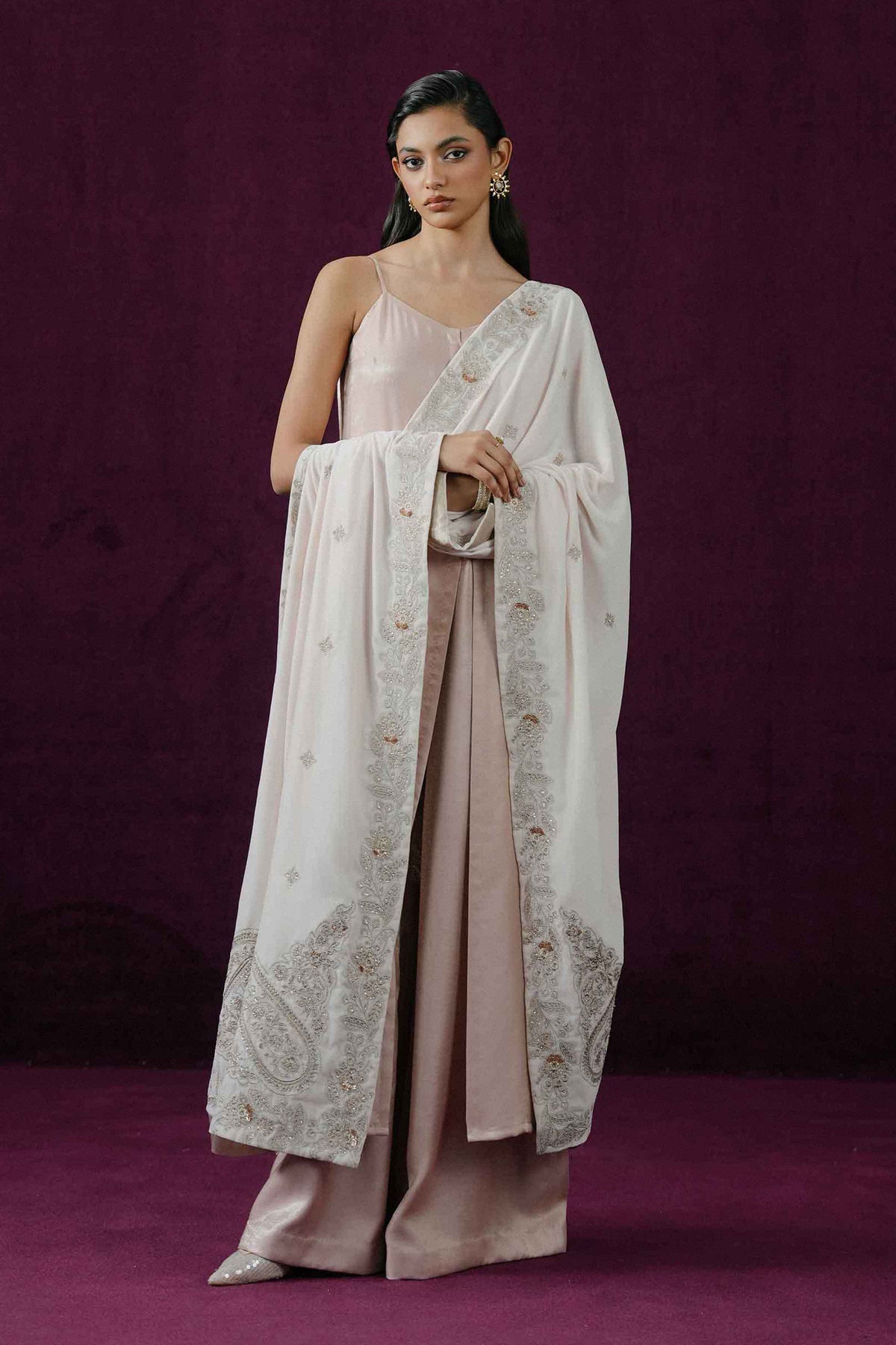 EMBROIDERED SHAWL - ST1PE-BOUT26WV1-23 for Women - Boutique Collection | Nishat | Shop Online