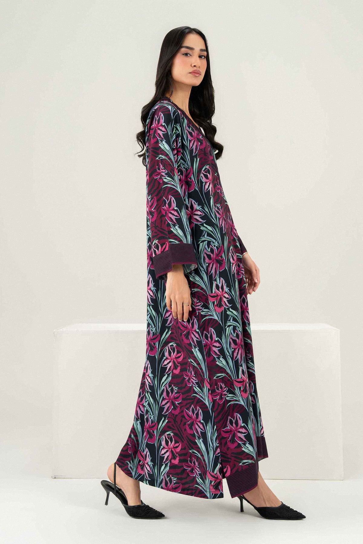 Printed Jalabiya - ST1S-JALA26WV2-14 for Women - Pret Collection | Nishat | Shop Online