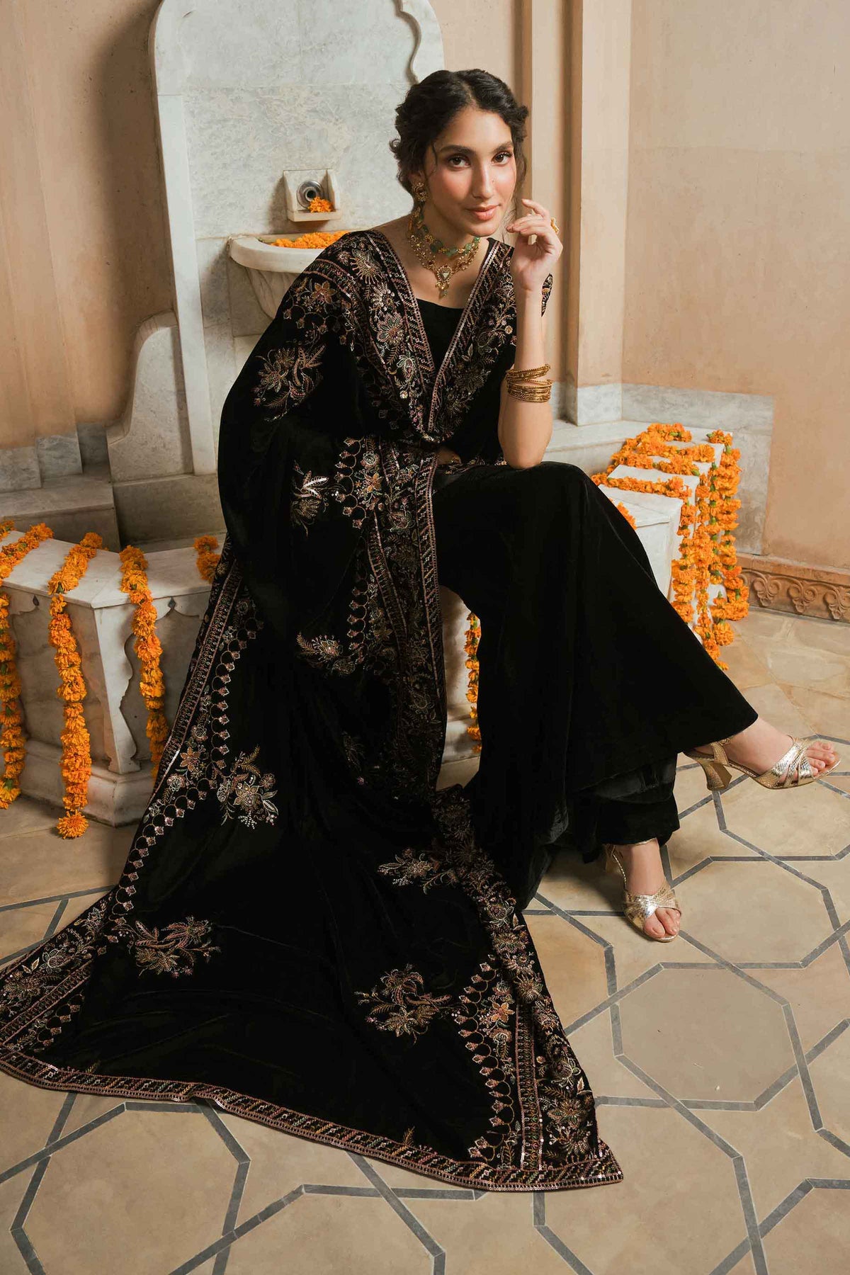 Embroidered Shawl - ST1SE-LUXE26WV1-1 for Women - Pret Collection | Nishat | Shop Online