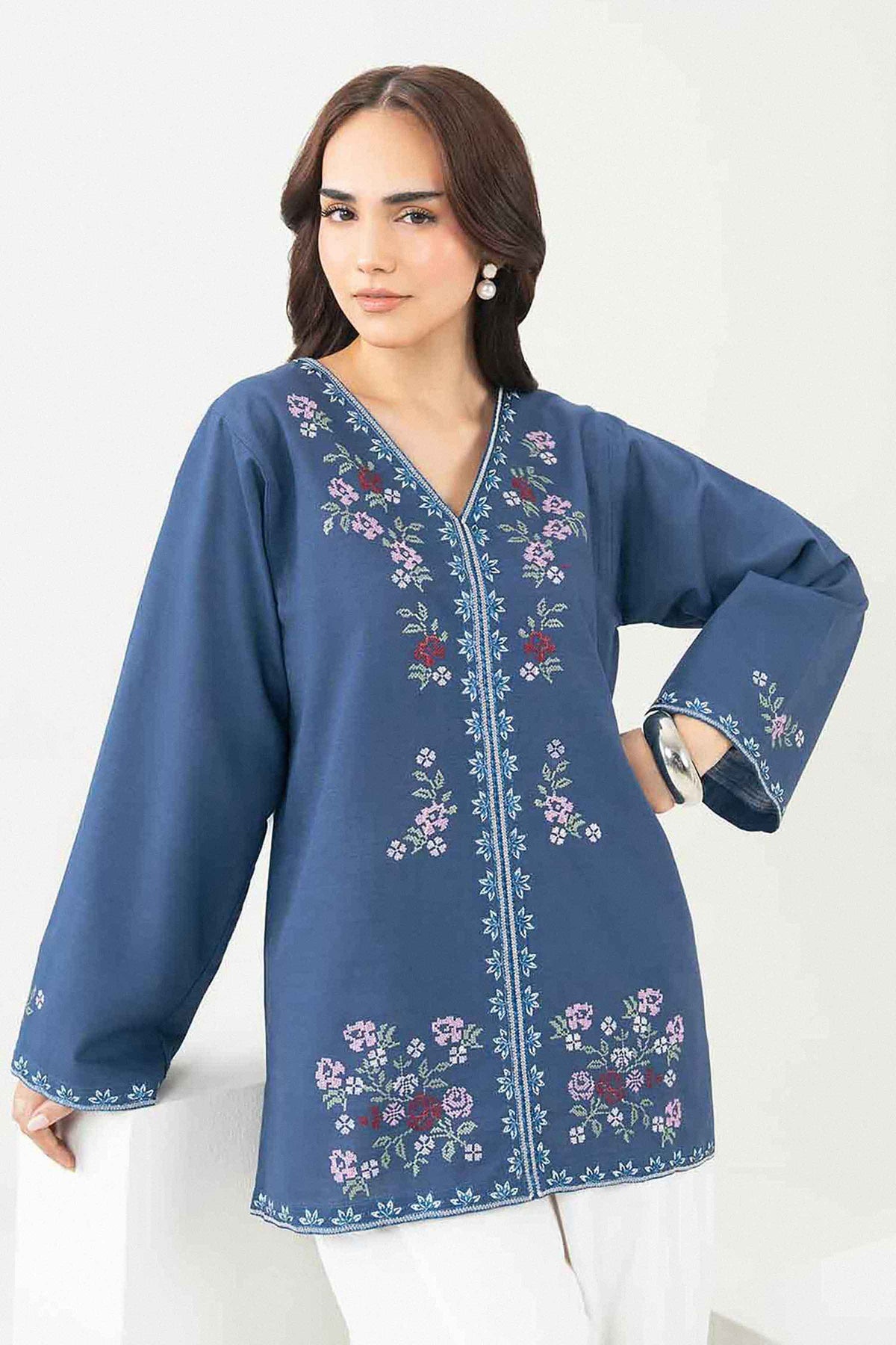 Buy blue embroidered khaddar tunic - full look | Nishat USA