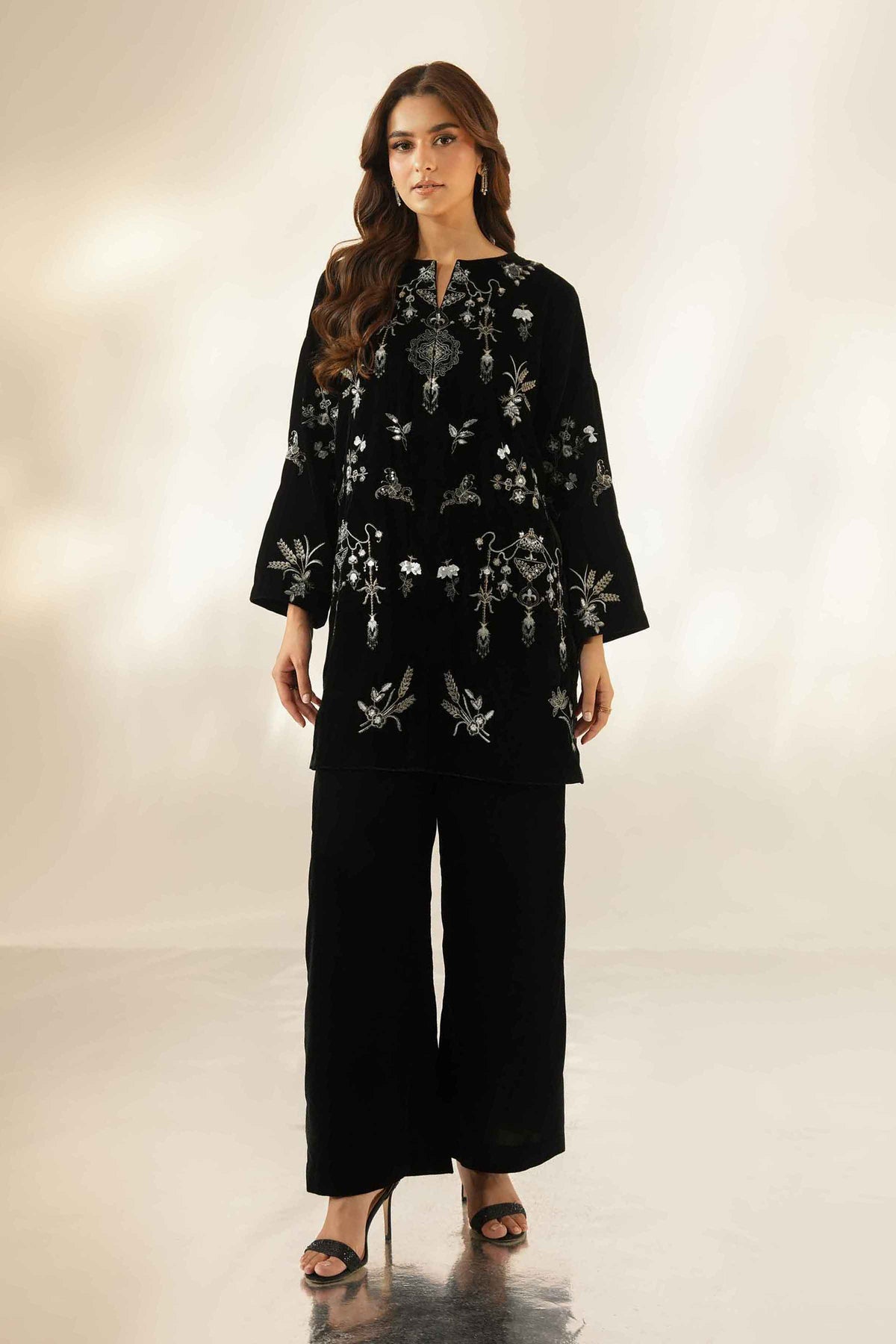 2 Piece - Embroidered Loungewear - ST2STE-LNG26WV2-11