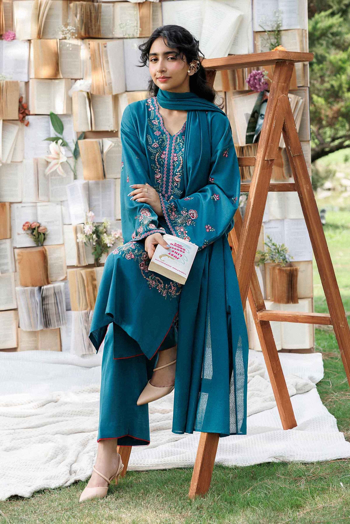 2 Piece - Embroidered Suit - ST3PE-PRET26WV1-21