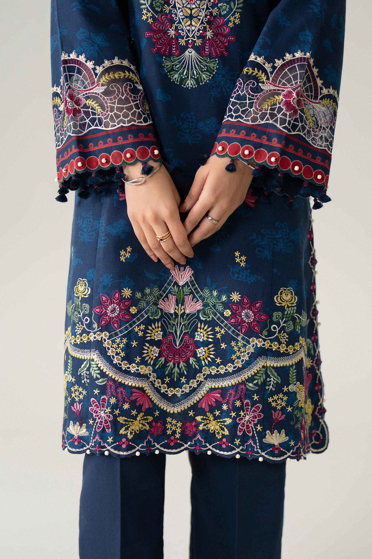 3 Piece - Digital Printed Embroidered Suit - U3PE-NISHA26WV1-137