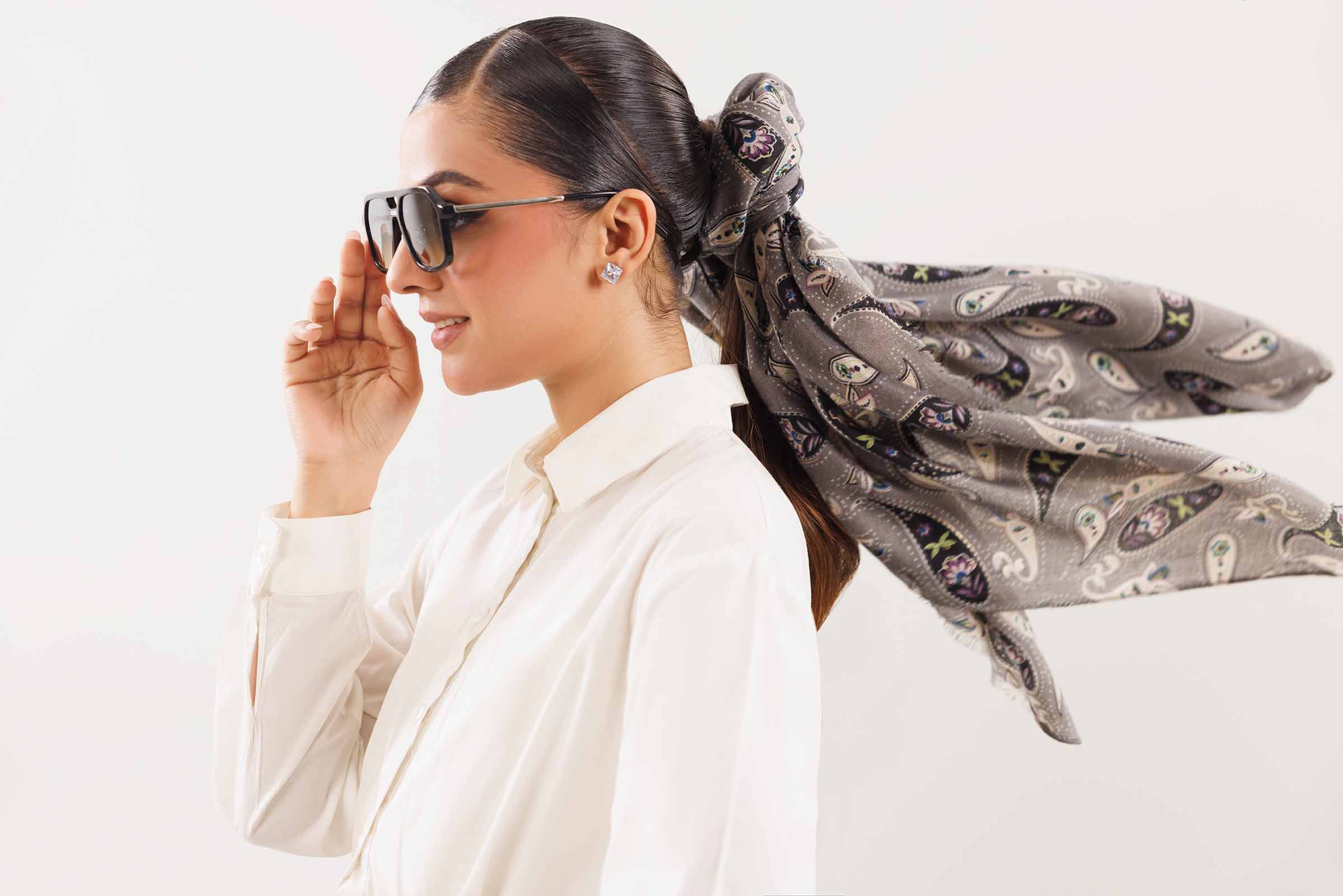 Grey Women Scarf-442752111 for Women â€“ Scarf Collection | Nishat | Shop Online