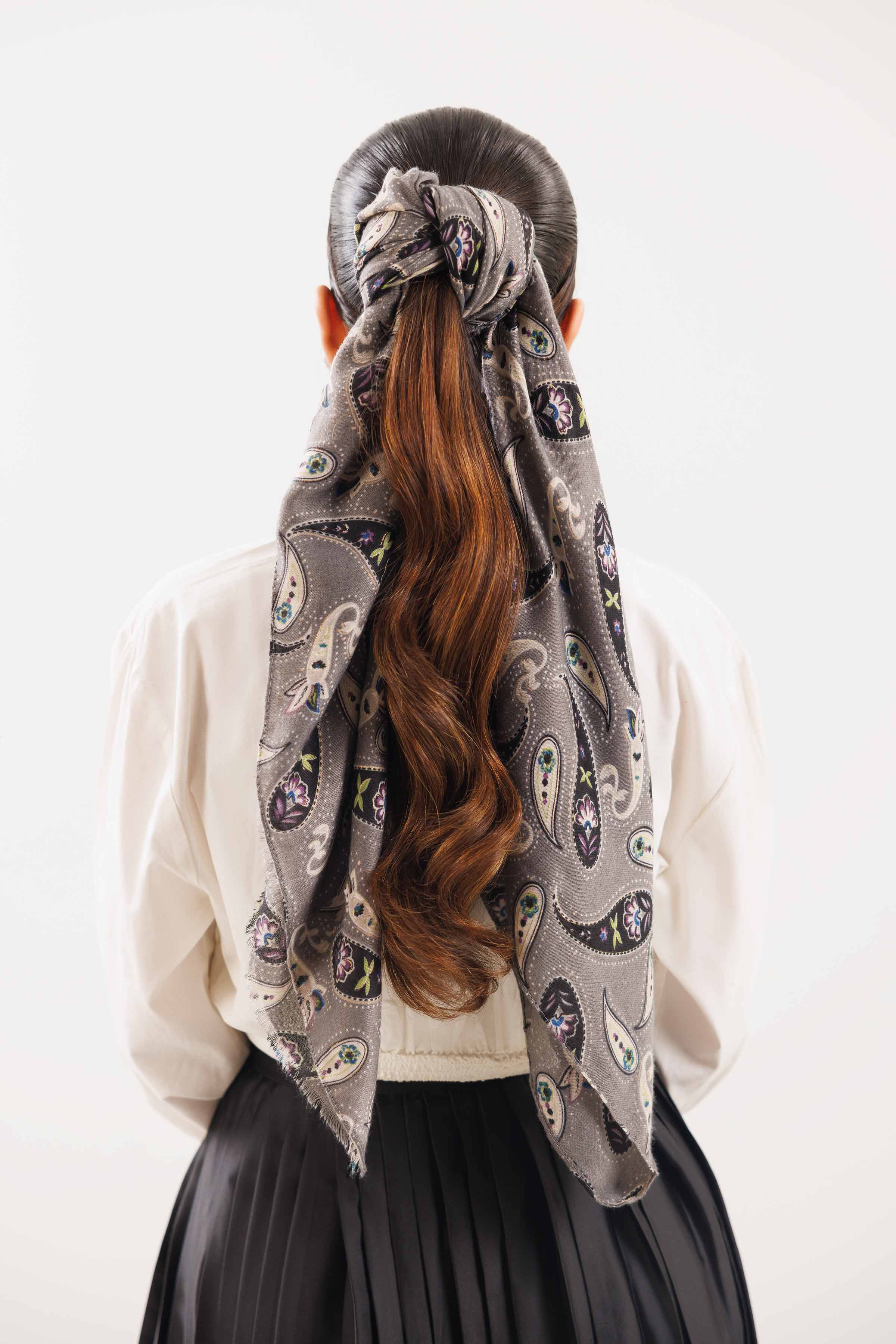 Grey Women Scarf-442752111 for Women â€“ Scarf Collection | Nishat | Shop Online
