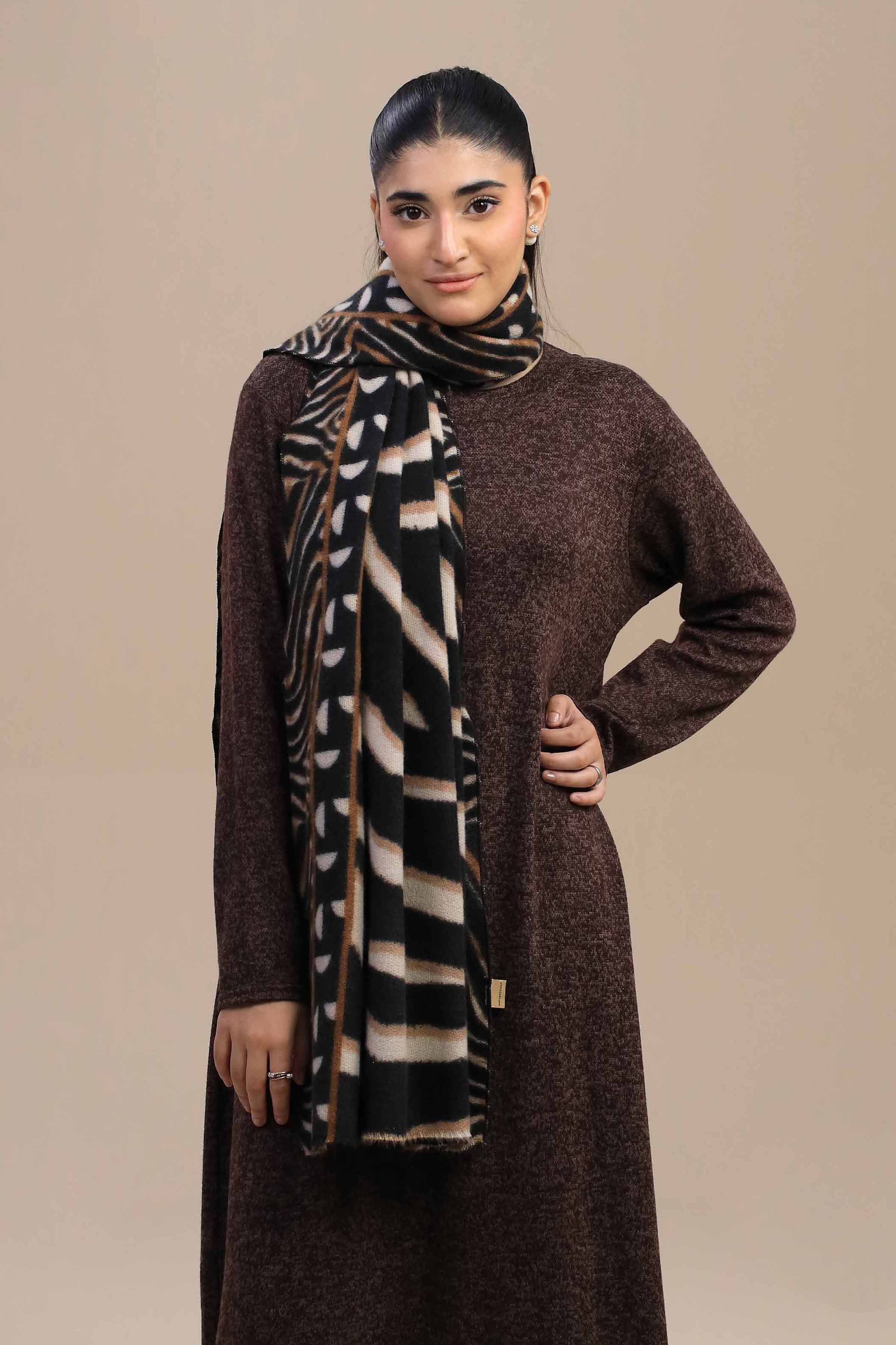 White Women Shawl-446052112